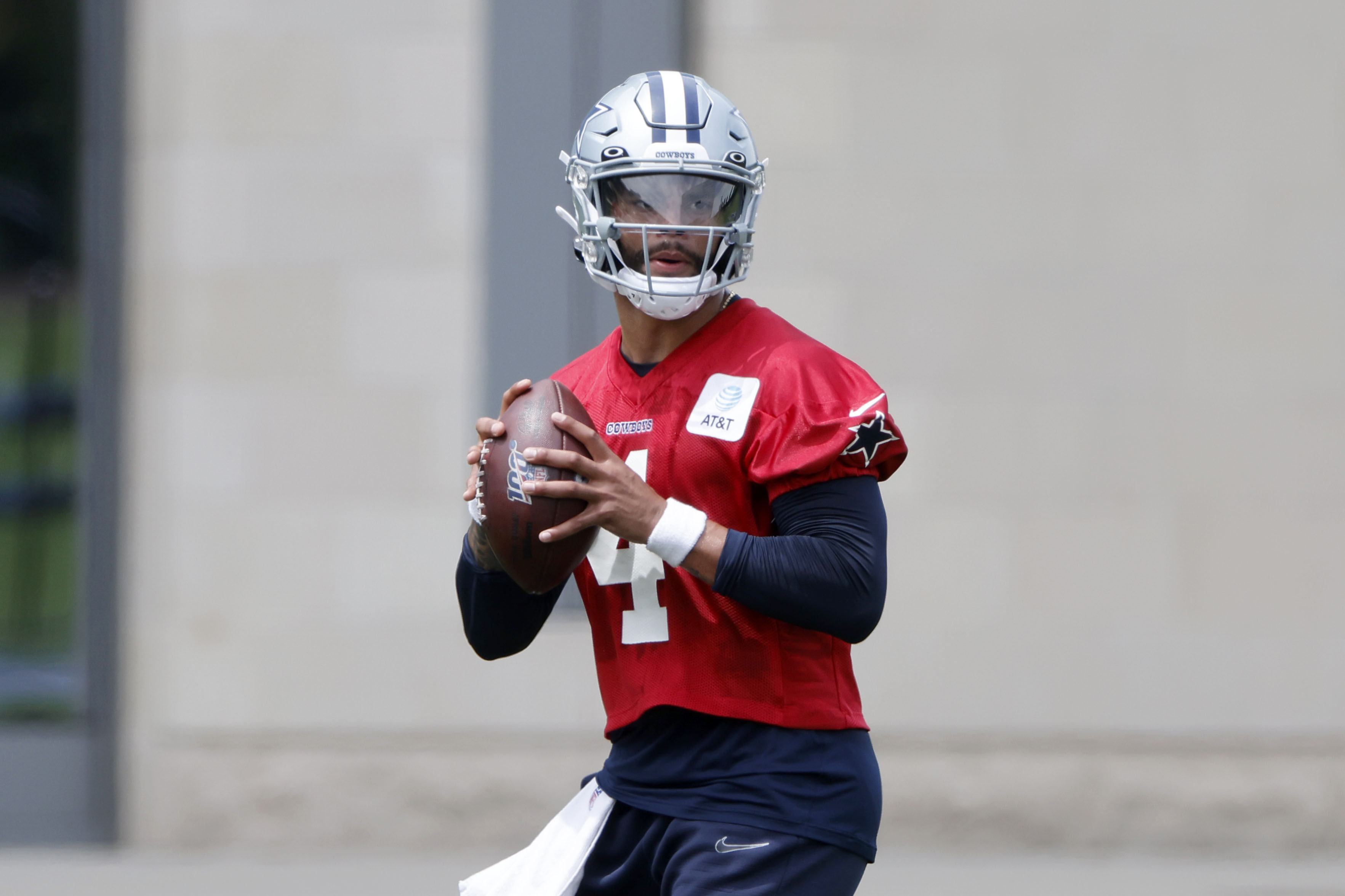 Report: Cowboys' Dak Prescott Leaves Adidas, Agrees to 5-Year