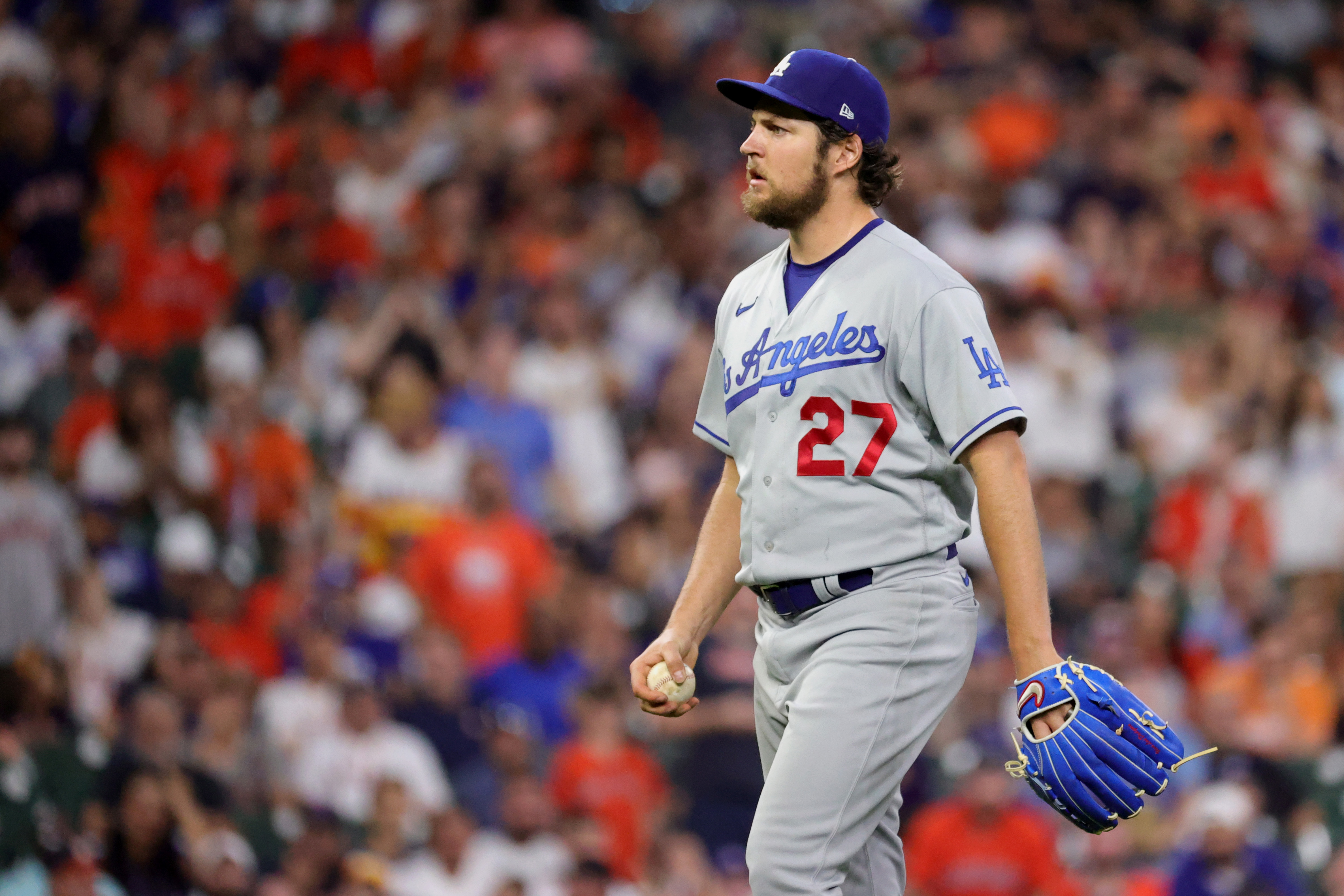 Trevor Bauer celebrates Cy Young Award with new team and old team