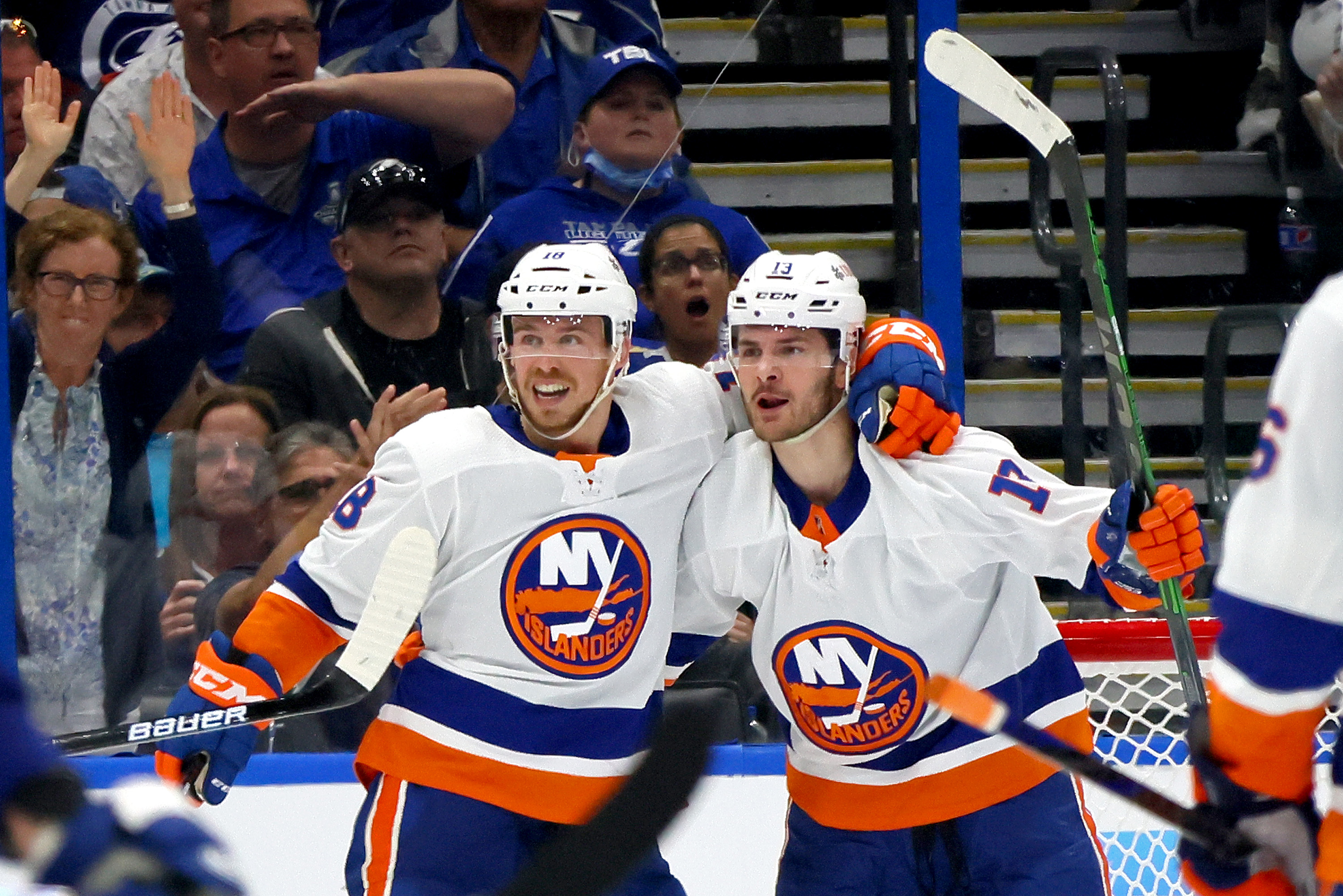Islanders Win Game 1 Vs Lightning Take Home Ice Advantage In Stanley Cup Semifinals Bleacher Report Latest News Videos And Highlights