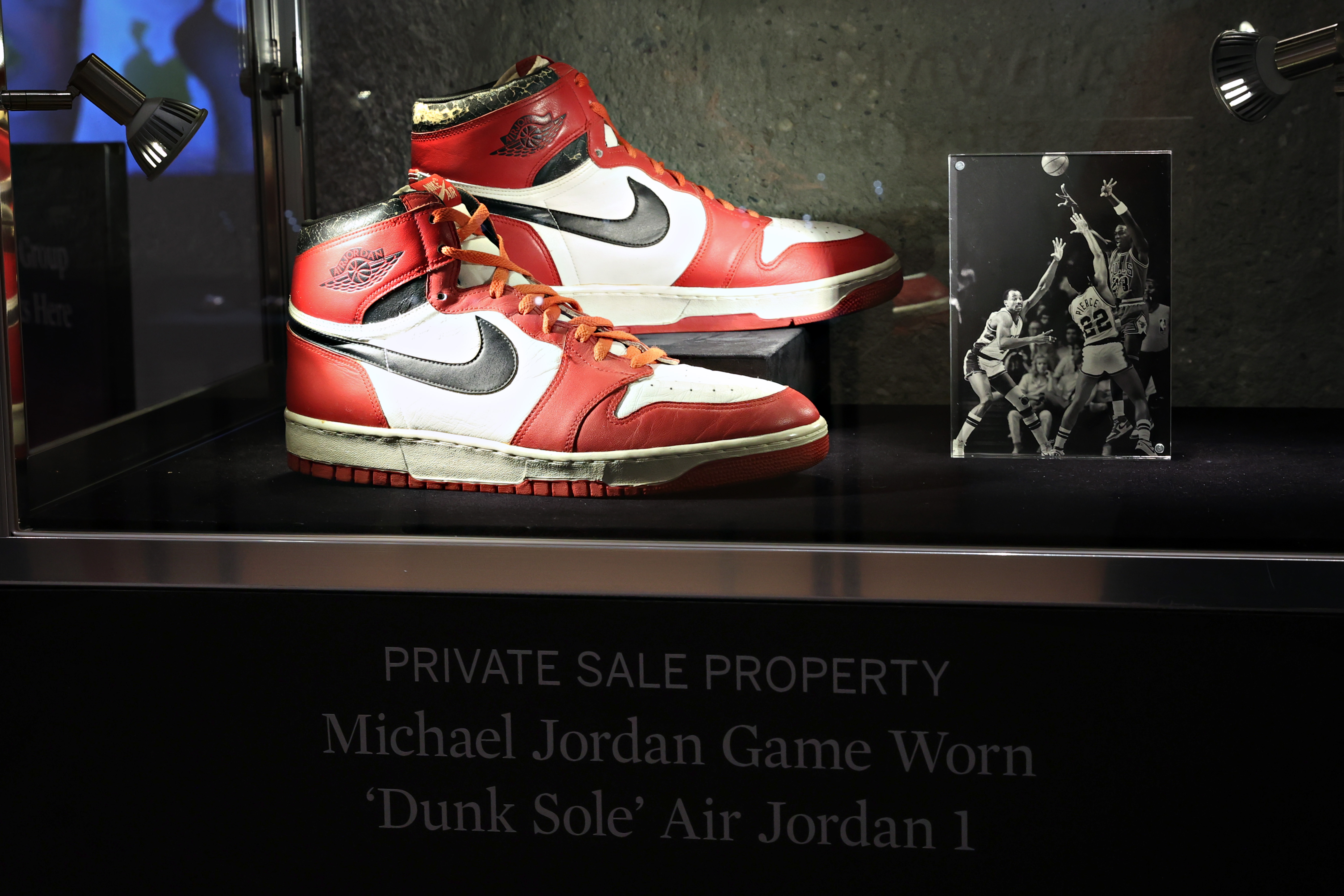 Rookie of the year best sale jordan 1 for sale