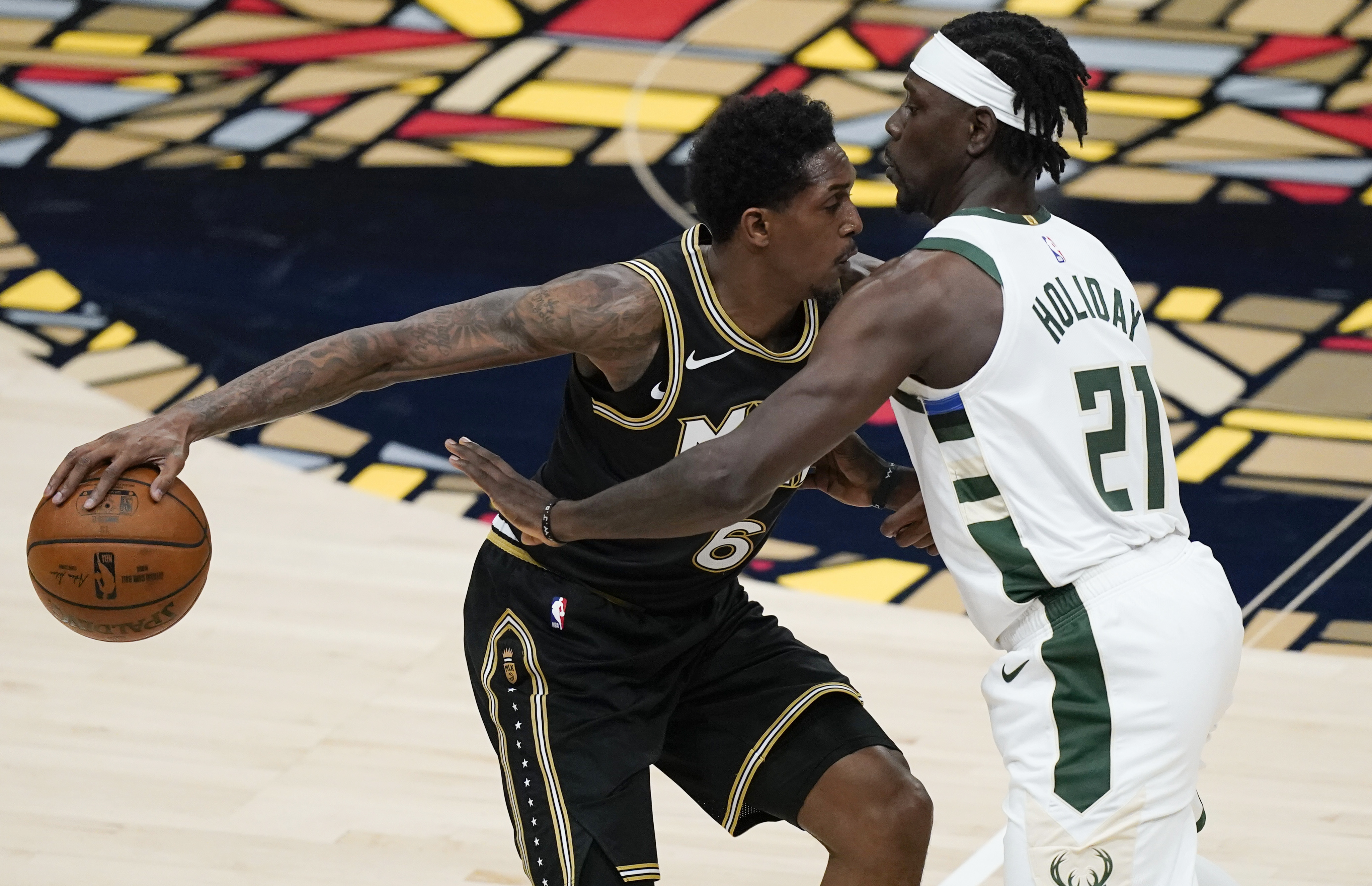 Lou Williams Leads Hawks to Game 4 Win vs. Bucks After Giannis Suffers Knee Injury
