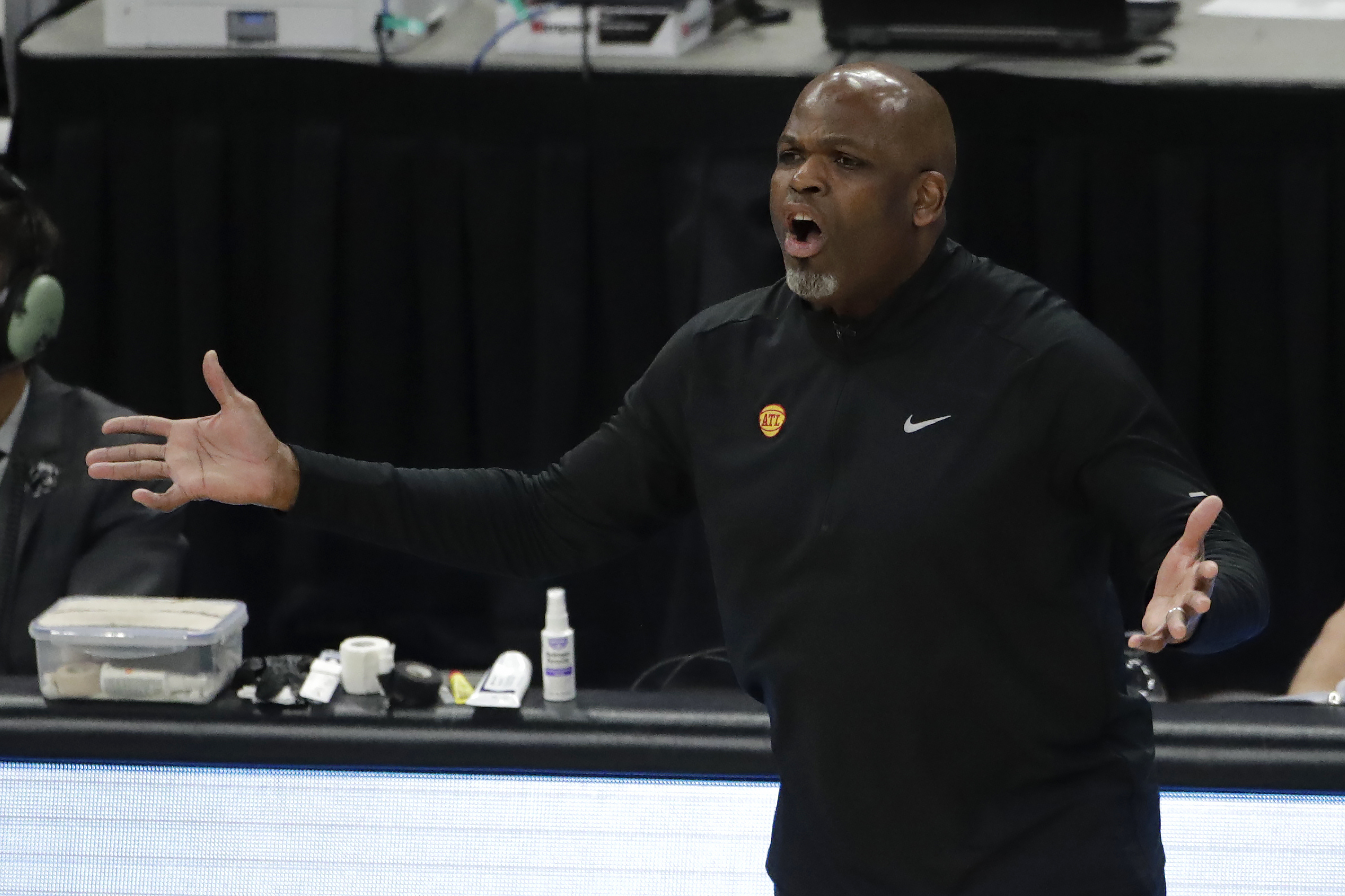 Hawks' Nate McMillan Says He Sees 'a Lot' of Paul George in Cam Reddish