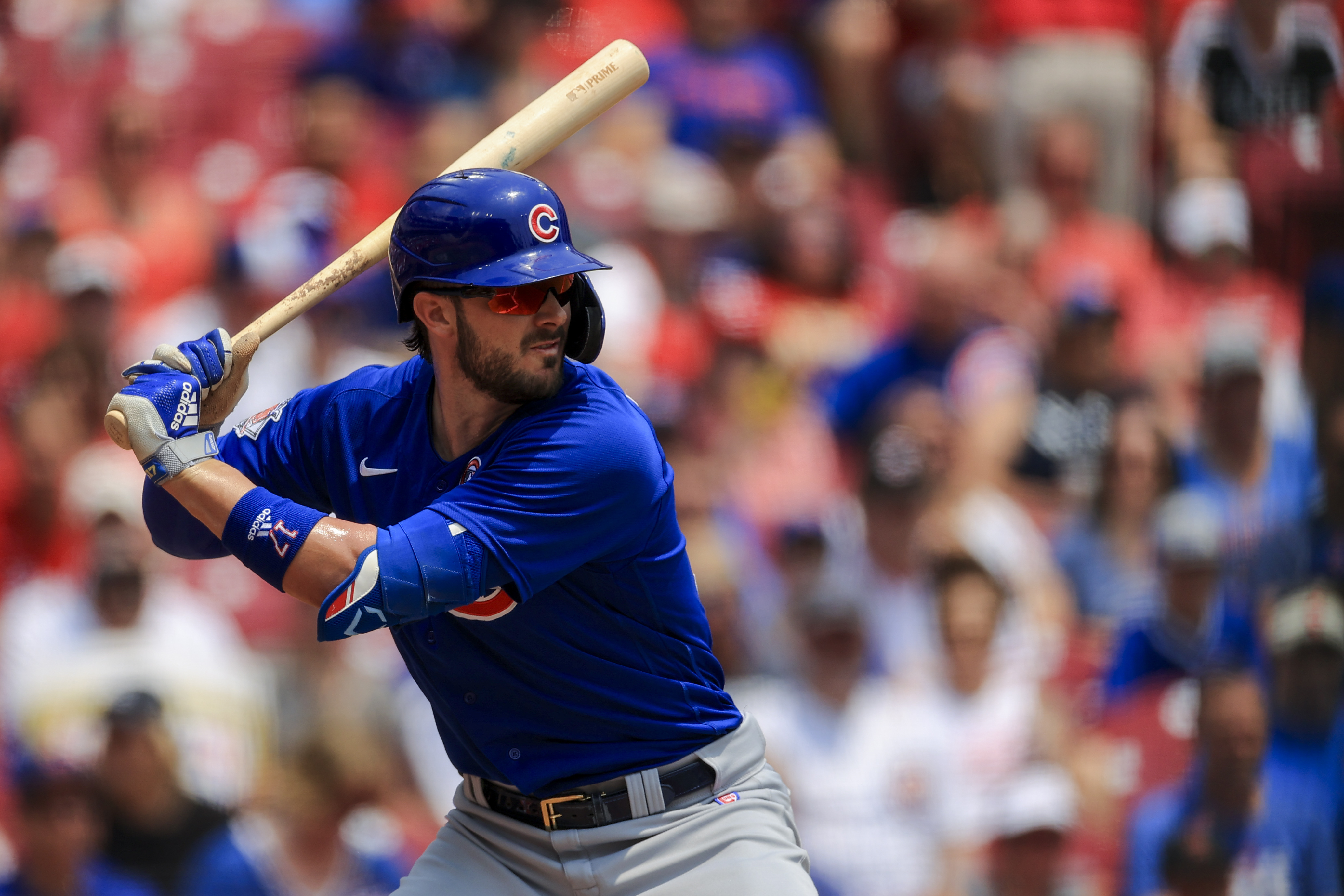 Giants acquire Kris Bryant as Cubs complete fire sale