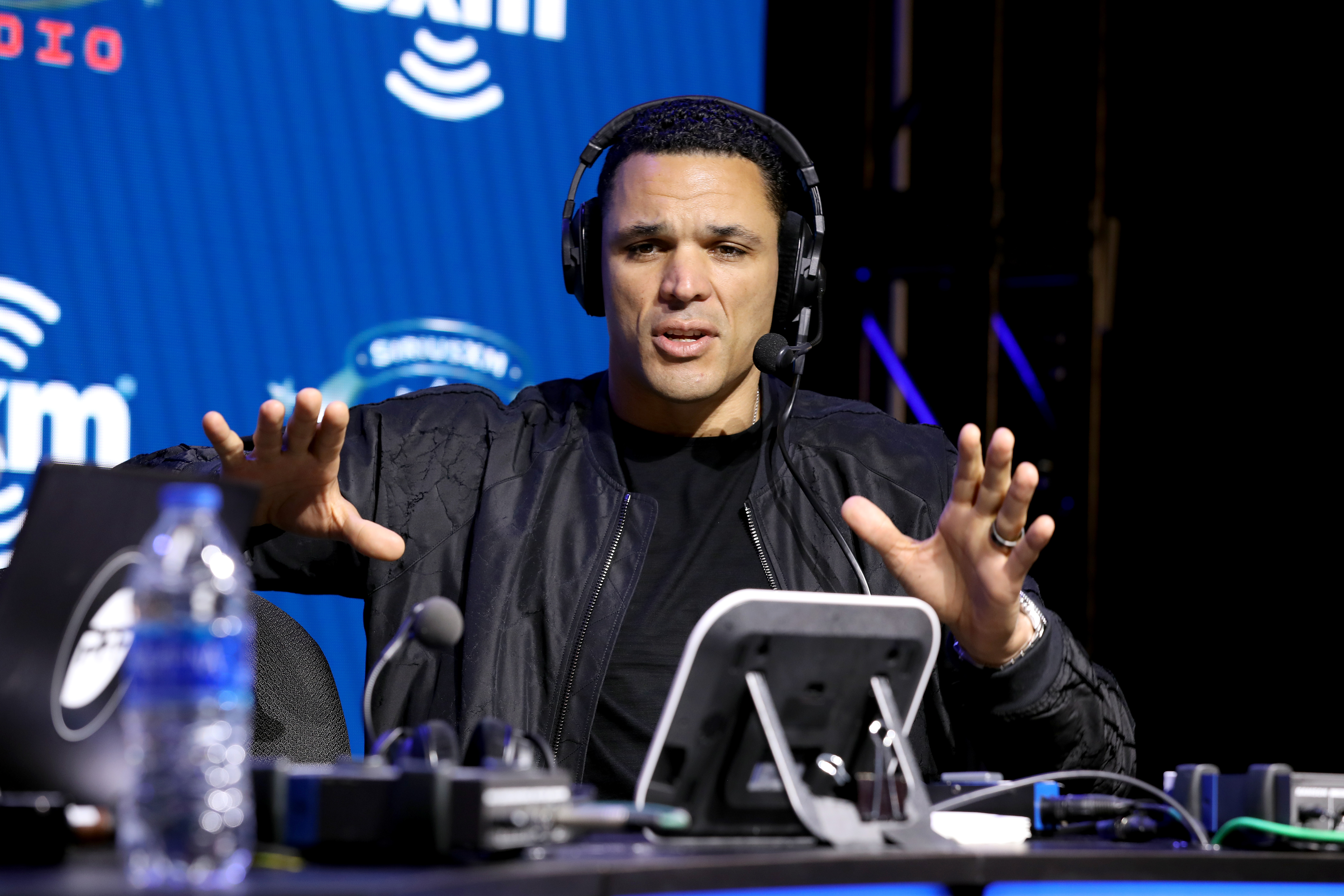 Tony Gonzalez's third act -- From HOF tight end to analyst to aspiring  actor - ESPN