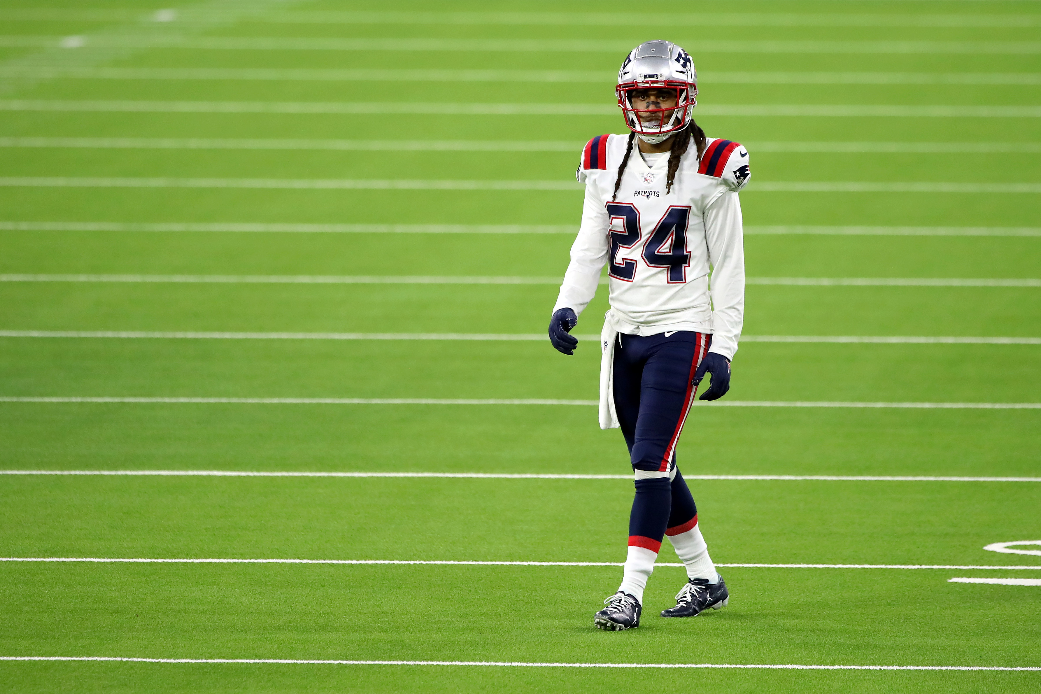 Mac Jones' contract, Stephon Gilmore resolution on Patriots' to-do