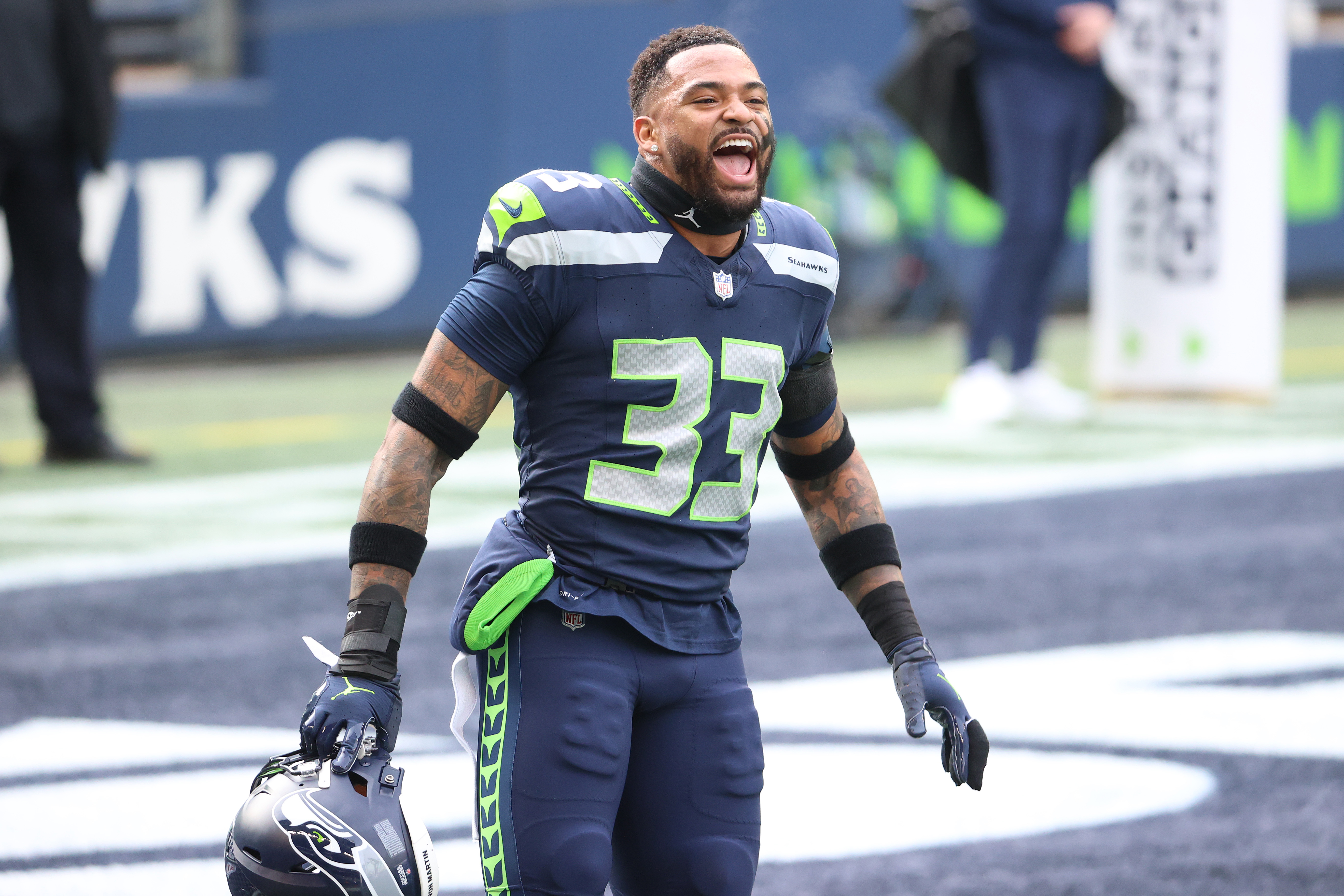 Seahawks, safety Chancellor agree to contract extension - The Columbian