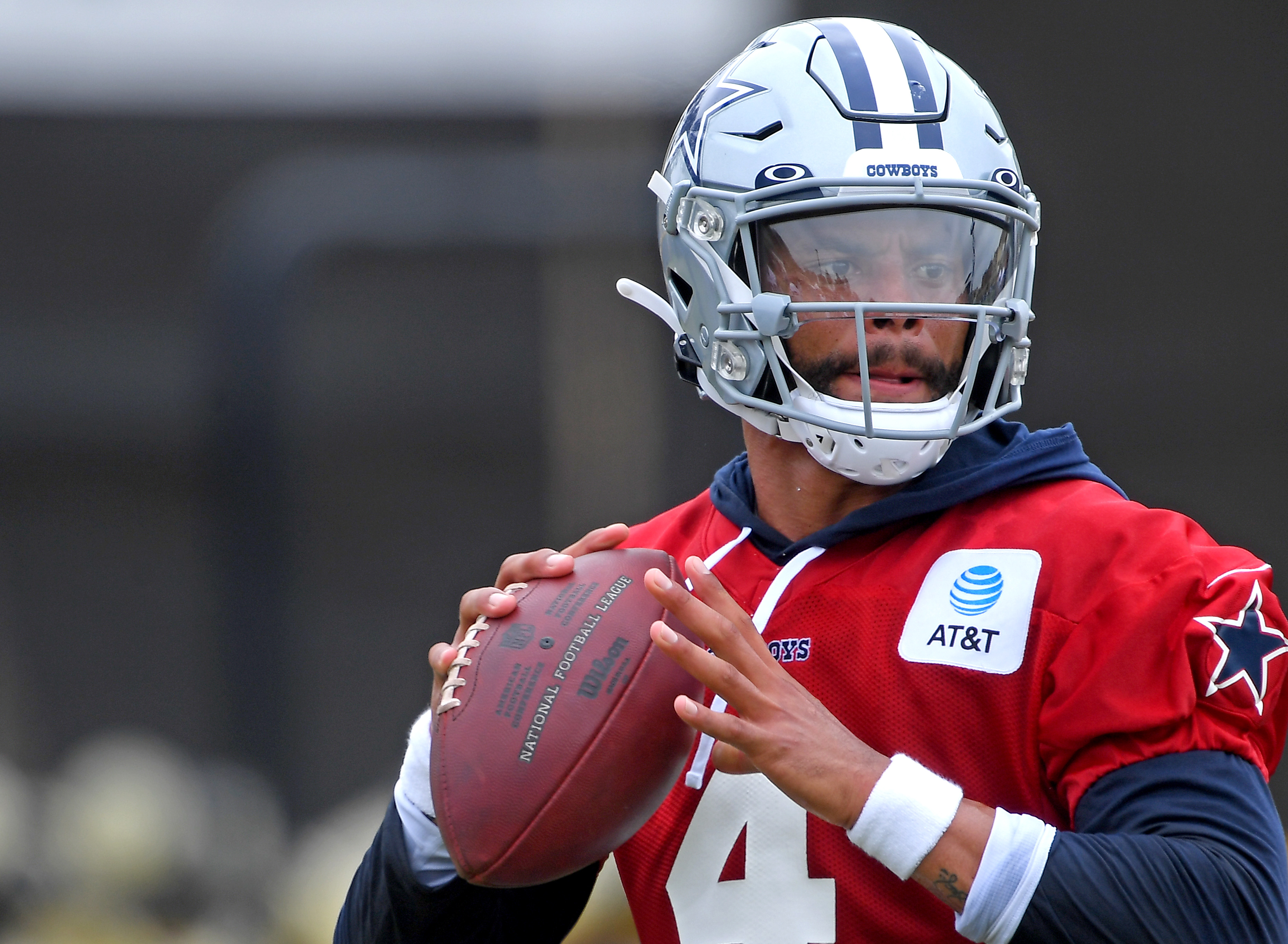 Cowboys Dak Prescott Day To Day With Shoulder Injury Diagnosed As Strain Bleacher Report Latest News Videos And Highlights