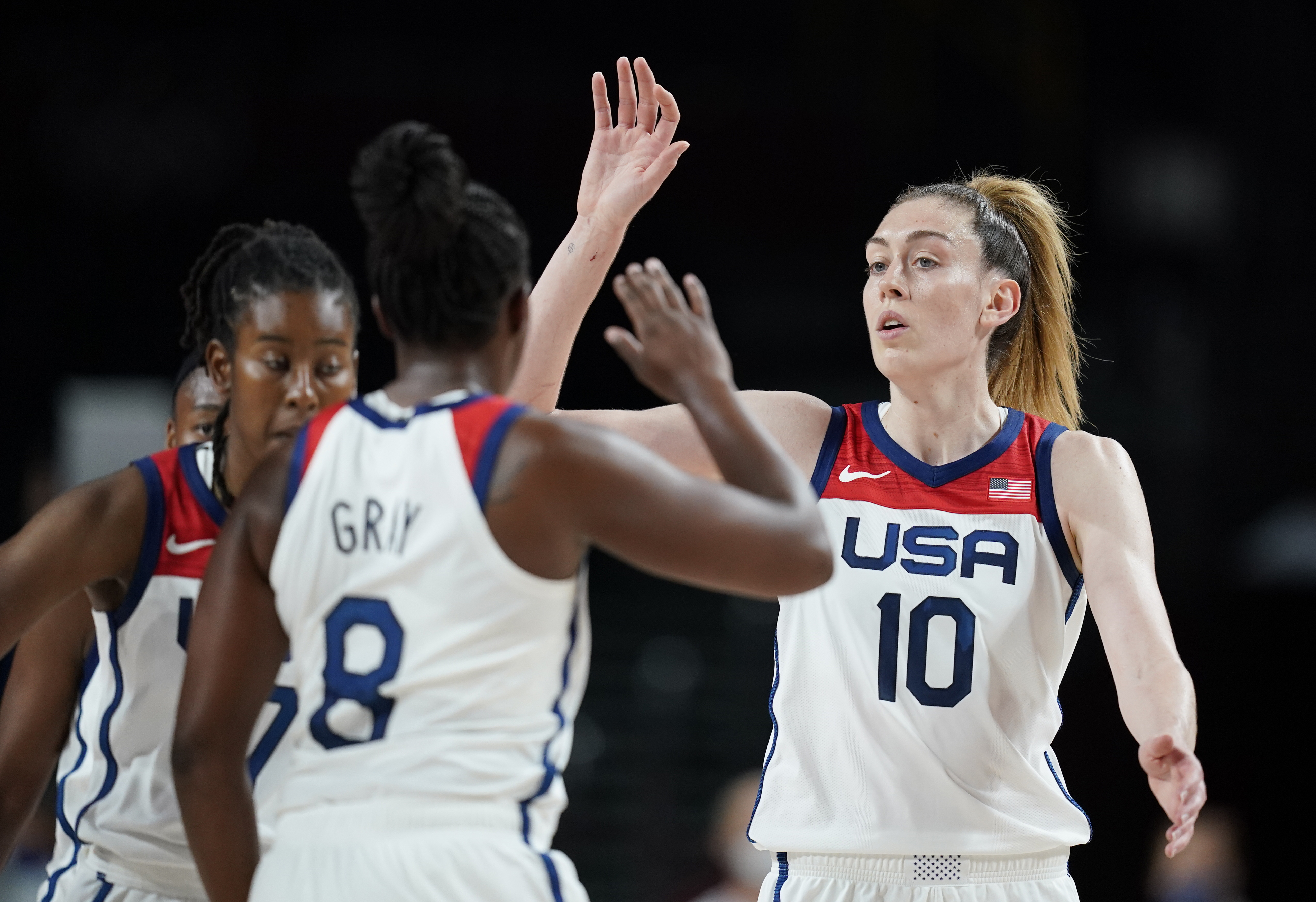 Olympic Basketball 21 Usa Women Score Group Win Vs Japan Bleacher Report Latest News Videos And Highlights