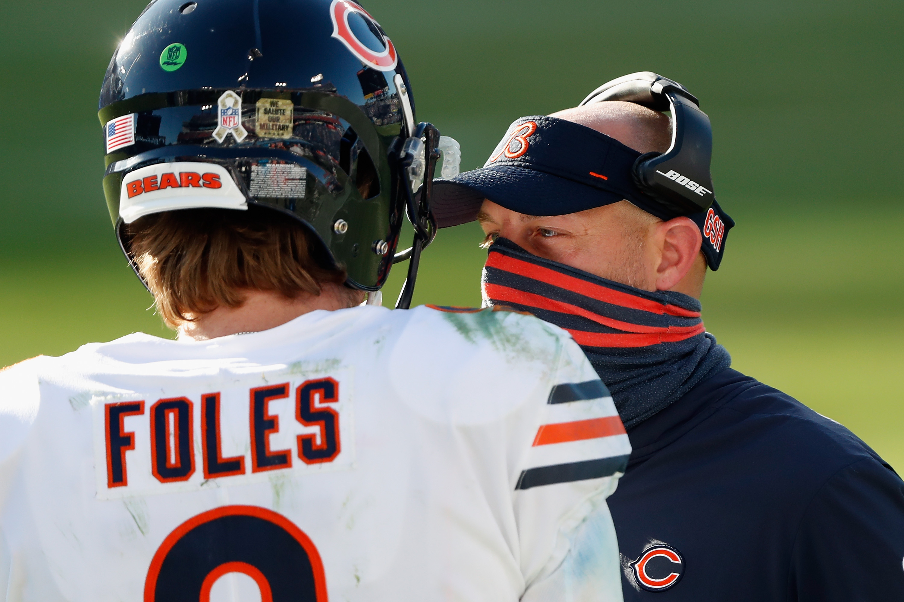 nick foles bears visor