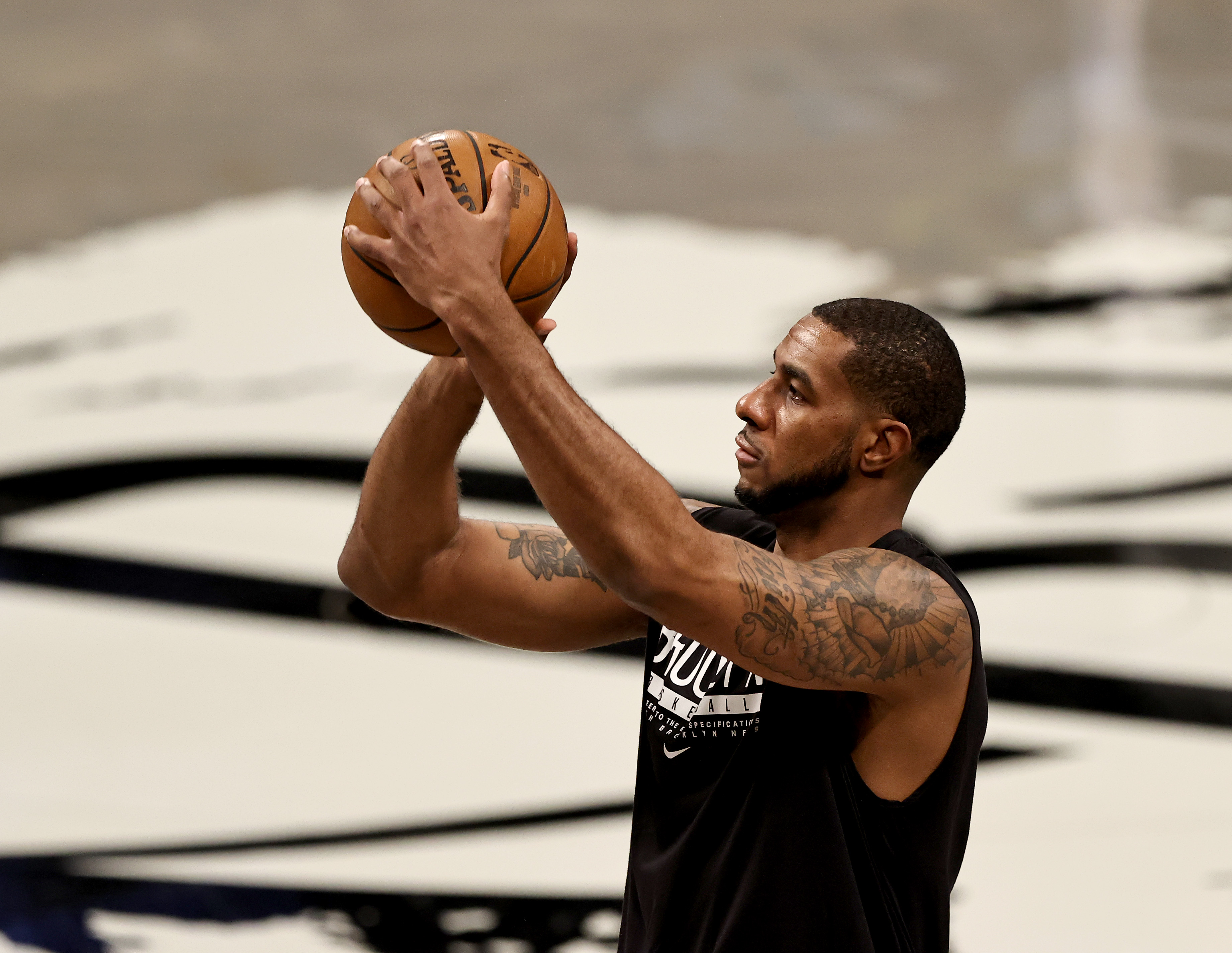 NEW YORK, NEW YORK - APRIL 10: LaMarcus Aldridge #21 of the Brooklyn Nets warms up before the game against the Los Angeles Lakers at Barclays Center on April 10, 2021 in the Brooklyn borough of New York City.NOTE TO USER: User expressly acknowledges and agrees that, by downloading and or using this photograph, User is consenting to the terms and conditions of the Getty Images License Agreement. (Photo by Elsa/Getty Images) NEW YORK, NEW YORK - APRIL 10: LaMarcus Aldridge #21 of the Brooklyn Nets warms up before the game against the Los Angeles Lakers at Barclays Center on April 10, 2021 in the Brooklyn borough of New York City.NOTE TO USER: User expressly acknowledges and agrees that, by downloading and or using this photograph, User is consenting to the terms and conditions of the Getty Images License Agreement. (Photo by Elsa/Getty Images)