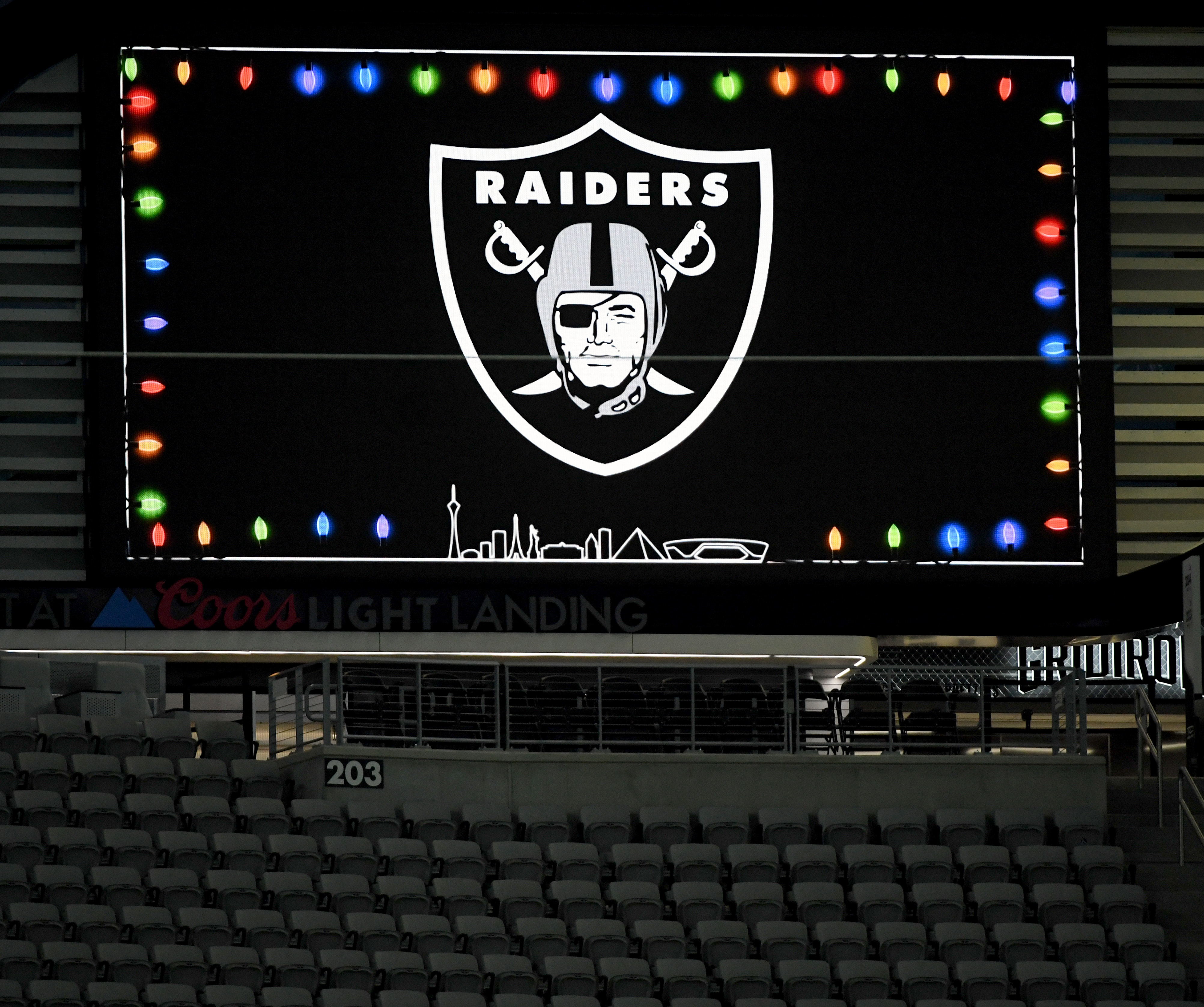 Raiders Reportedly Launch Internal Investigation After Departures of 4 Executives