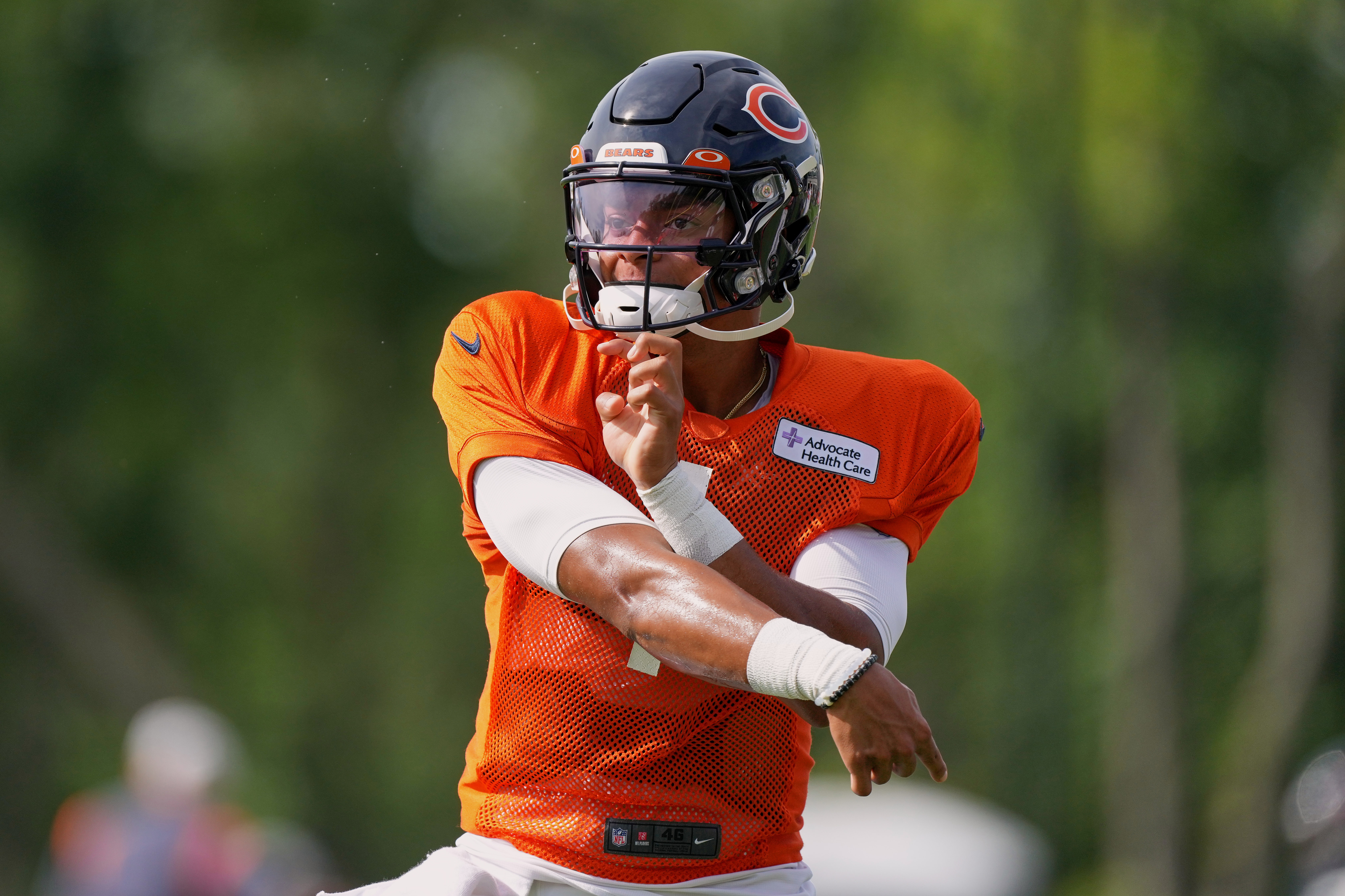 Bills' Josh Allen on Bears' Justin Fields: 'He's a special talent