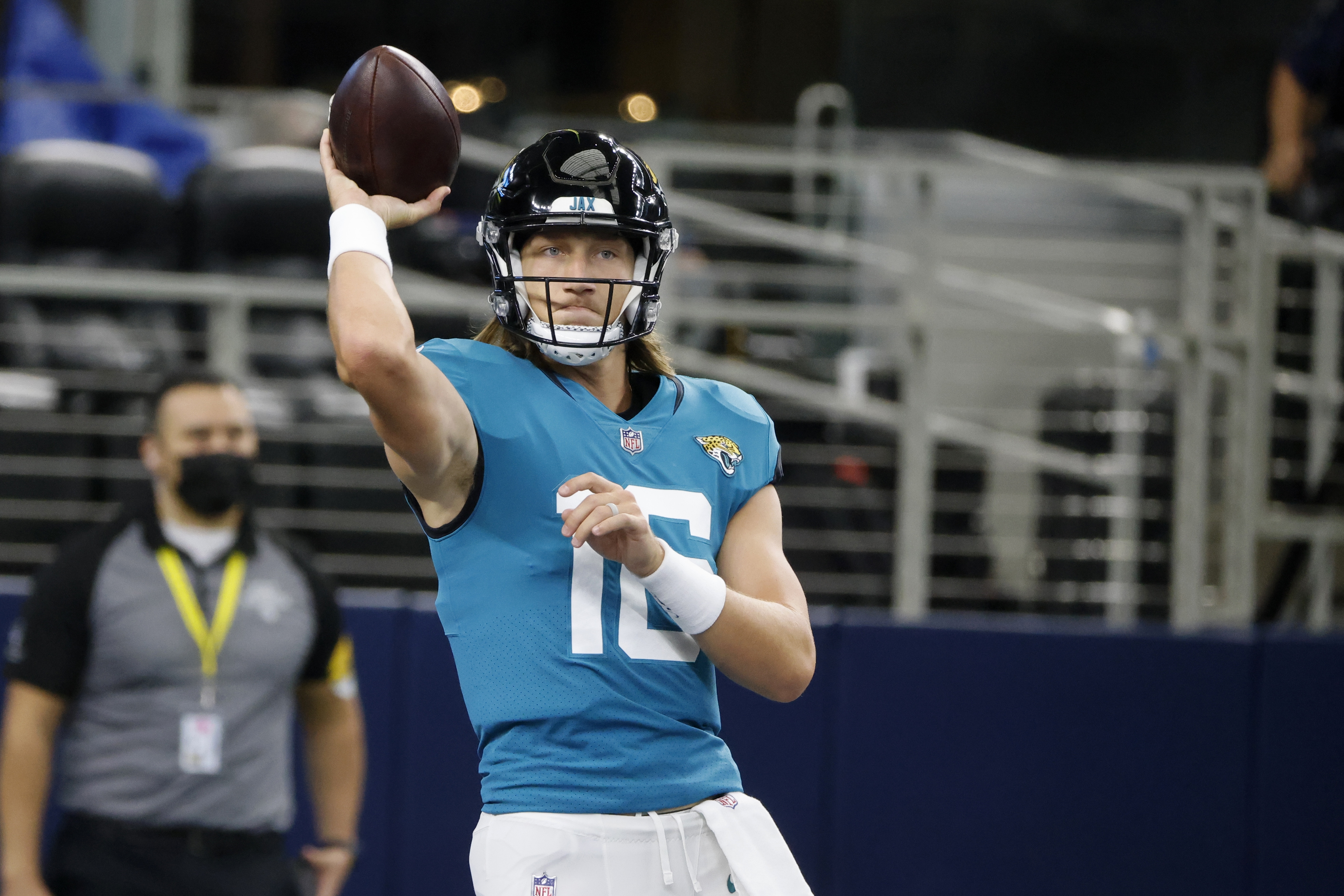 Trevor Lawrence shines in Jaguars final preseason game vs. Cowboys