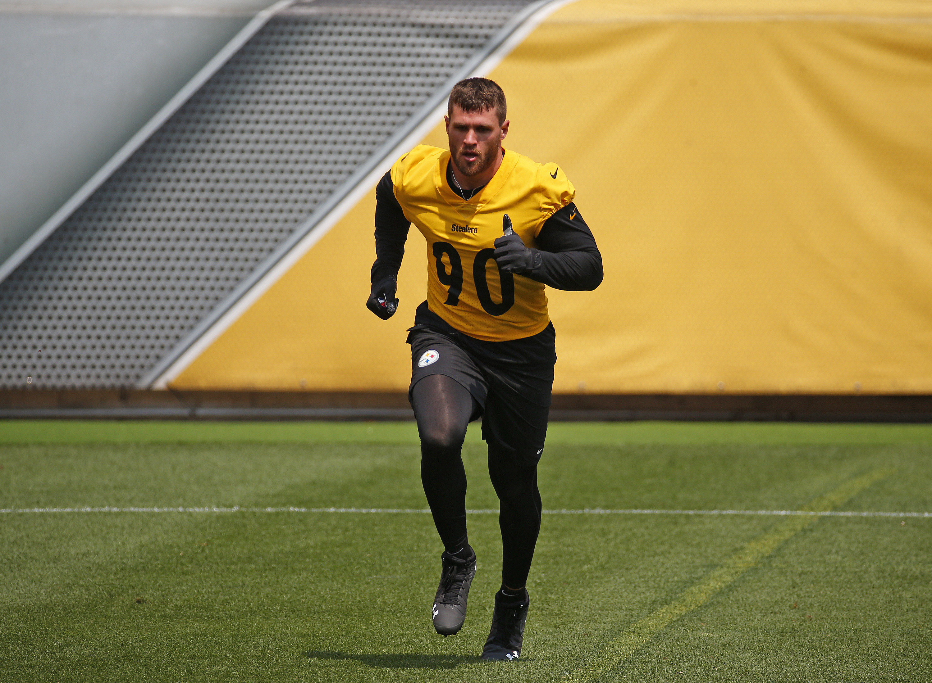 Ben Roethlisberger contract details: Steelers QB takes pay cut to save  Pittsburgh cap space