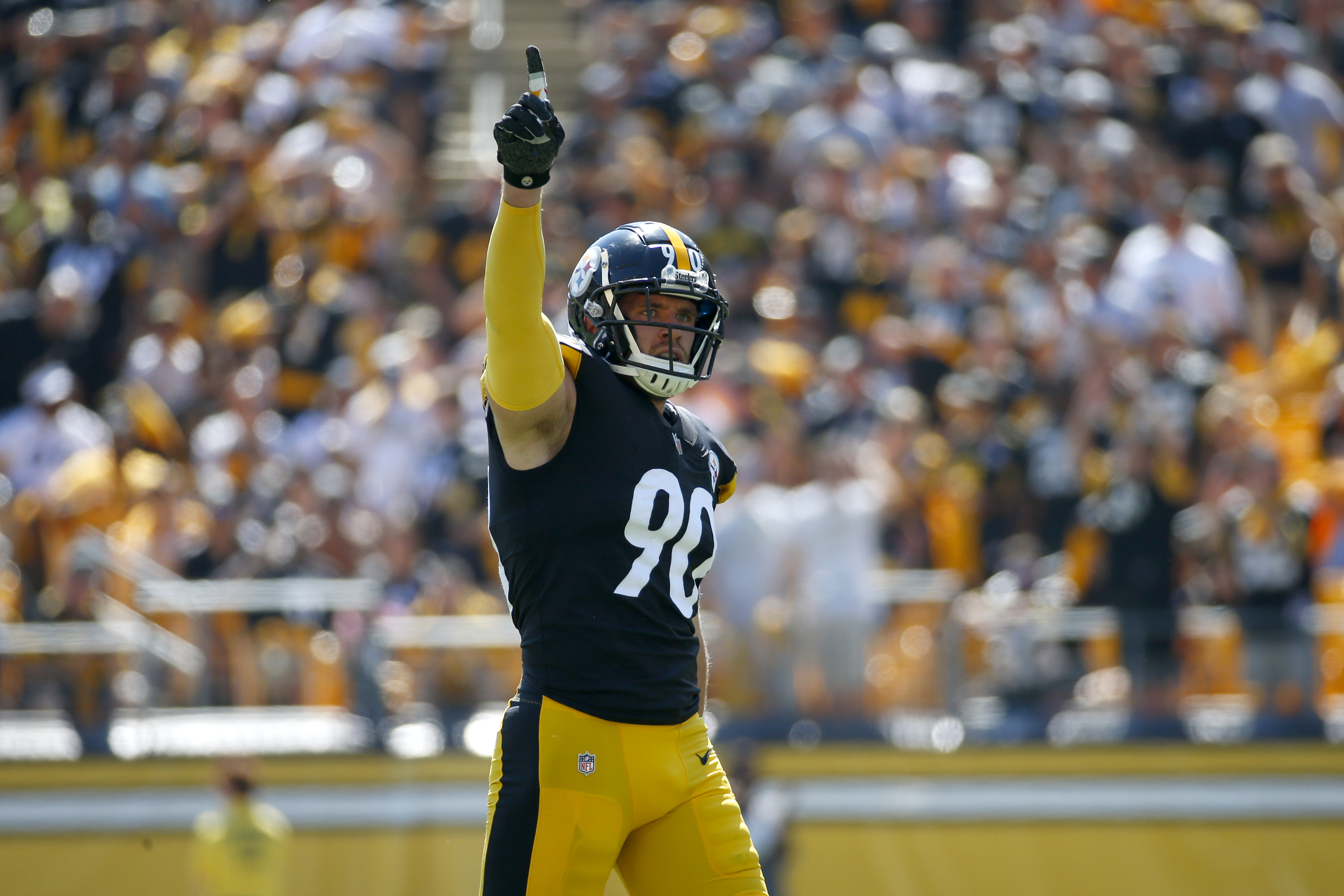 Pittsburgh Steelers outside linebacker T.J. Watt (90) sets prior to a play  at the line of scrimmage during an NFL football game against the Cincinnati  Bengals, Sunday, Nov. 28, 2021, in Cincinnati.