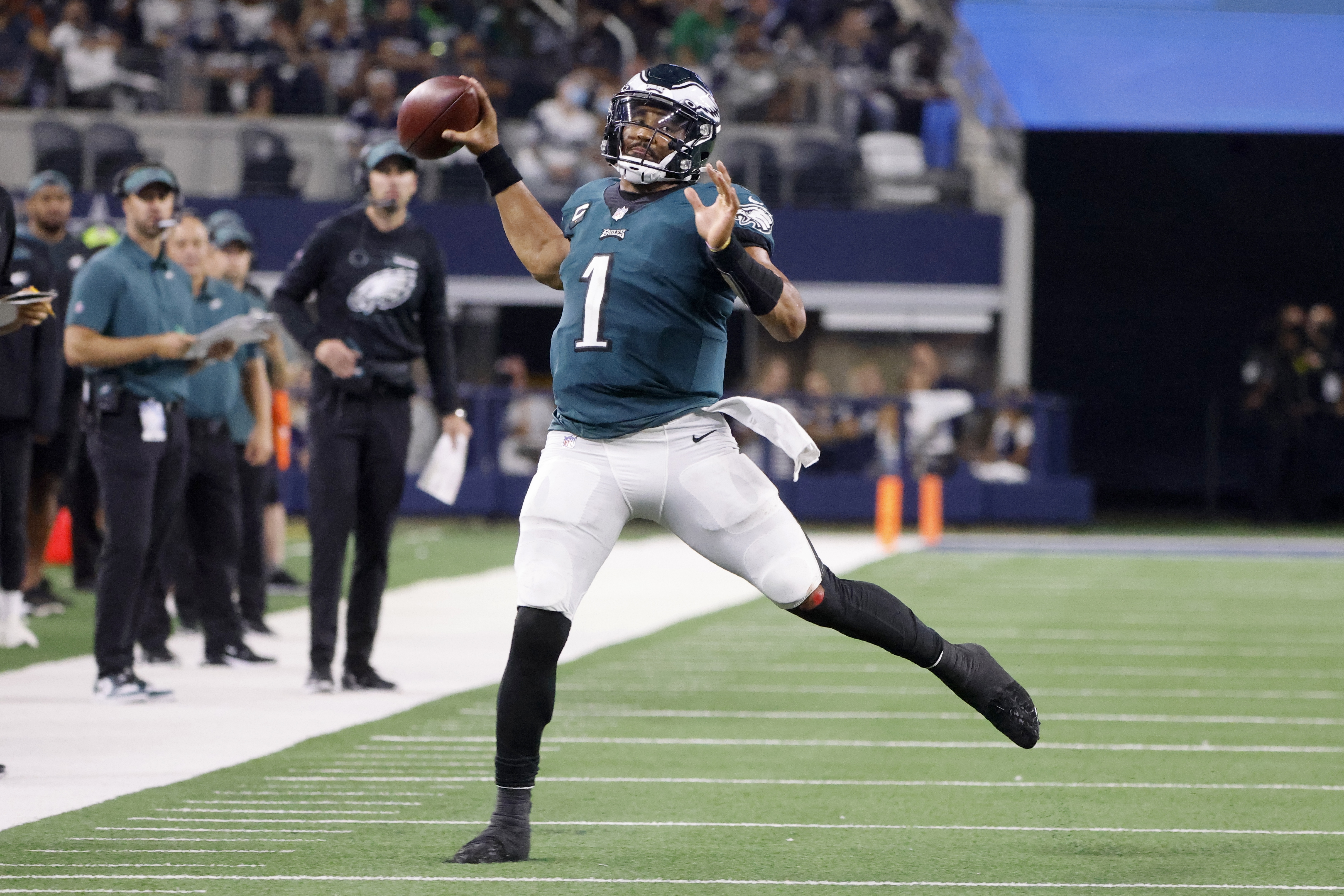 Jalen Hurts on Eagles' Blowout Loss to Cowboys: 'We're Going to Flush It and Move on'