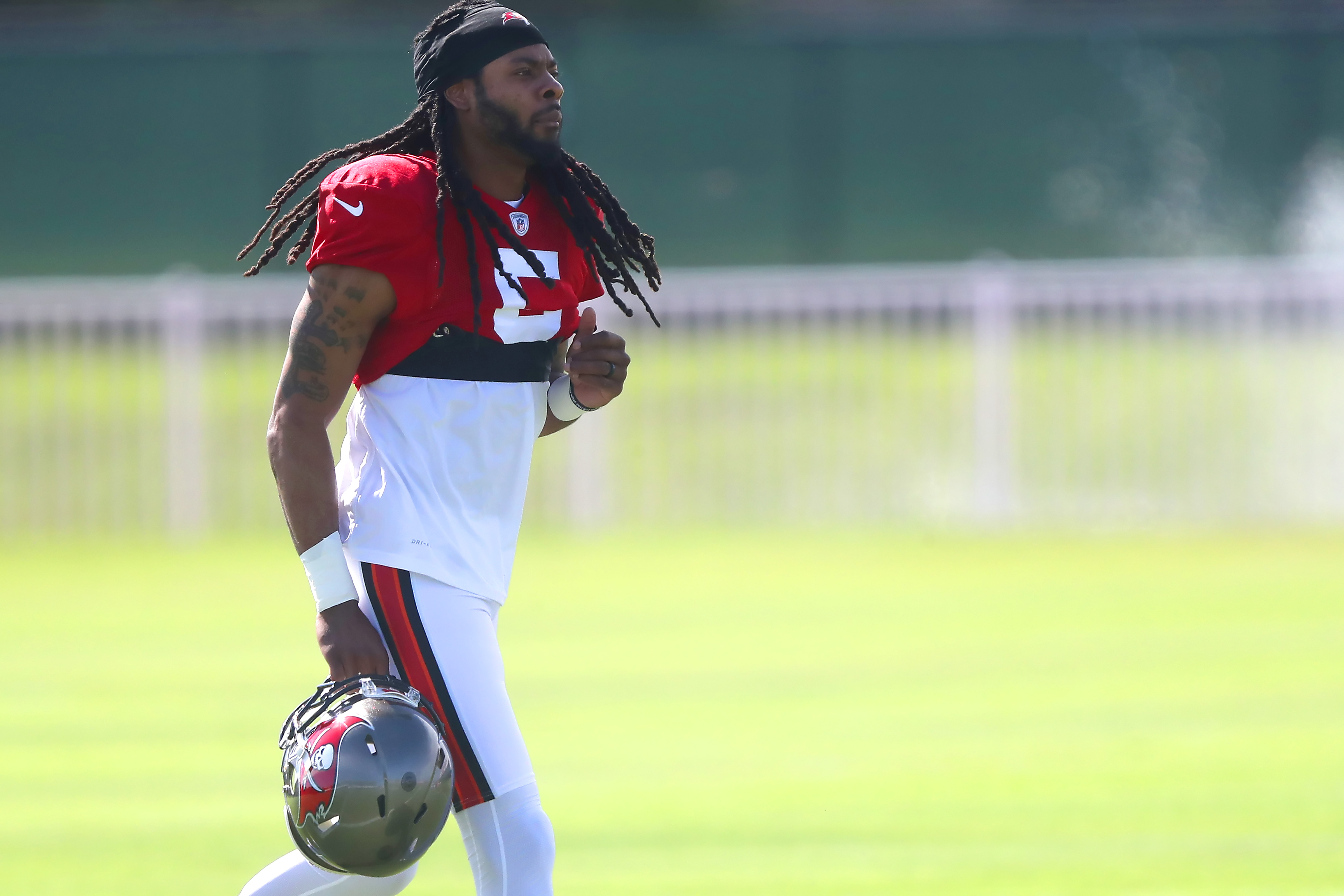 Breaking: Richard Sherman is in Tampa - Bucs Life