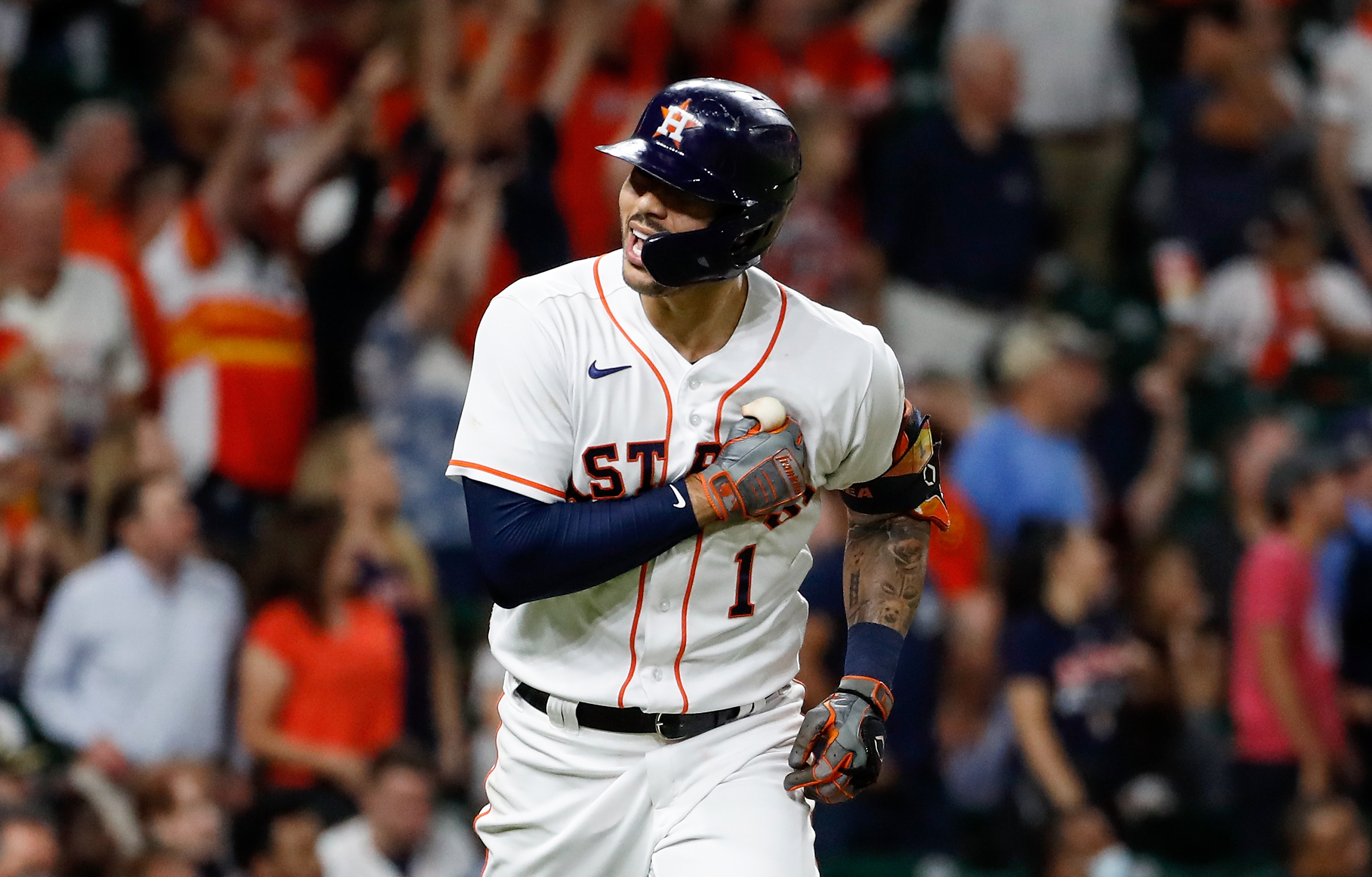 Carlos Correa Rumors: Tigers Interested in Astros Star; Yankees Also Likely Invo..
