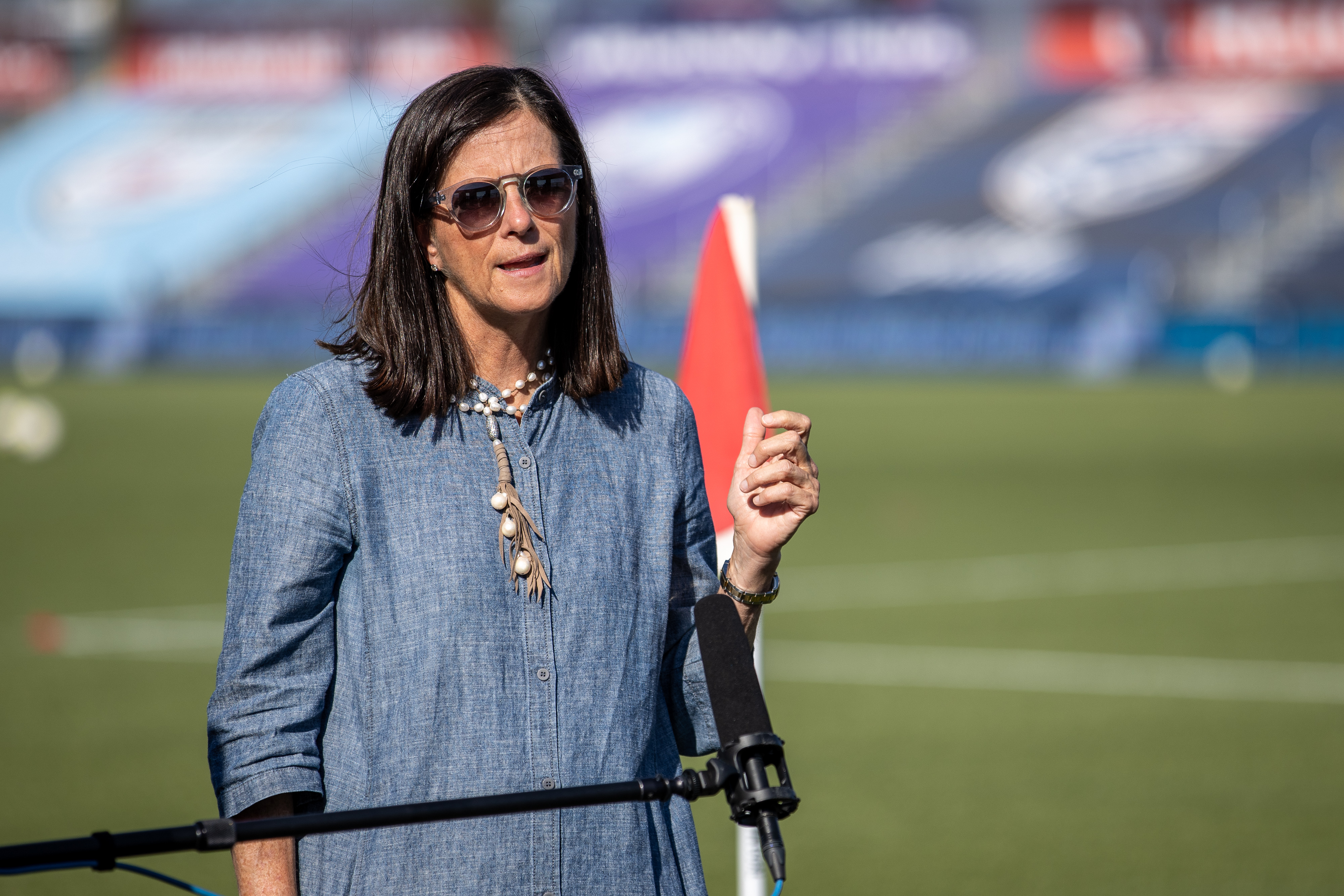 NWSL Commissioner Lisa Baird Reportedly Fired Amid Paul Riley Allegations thumbnail