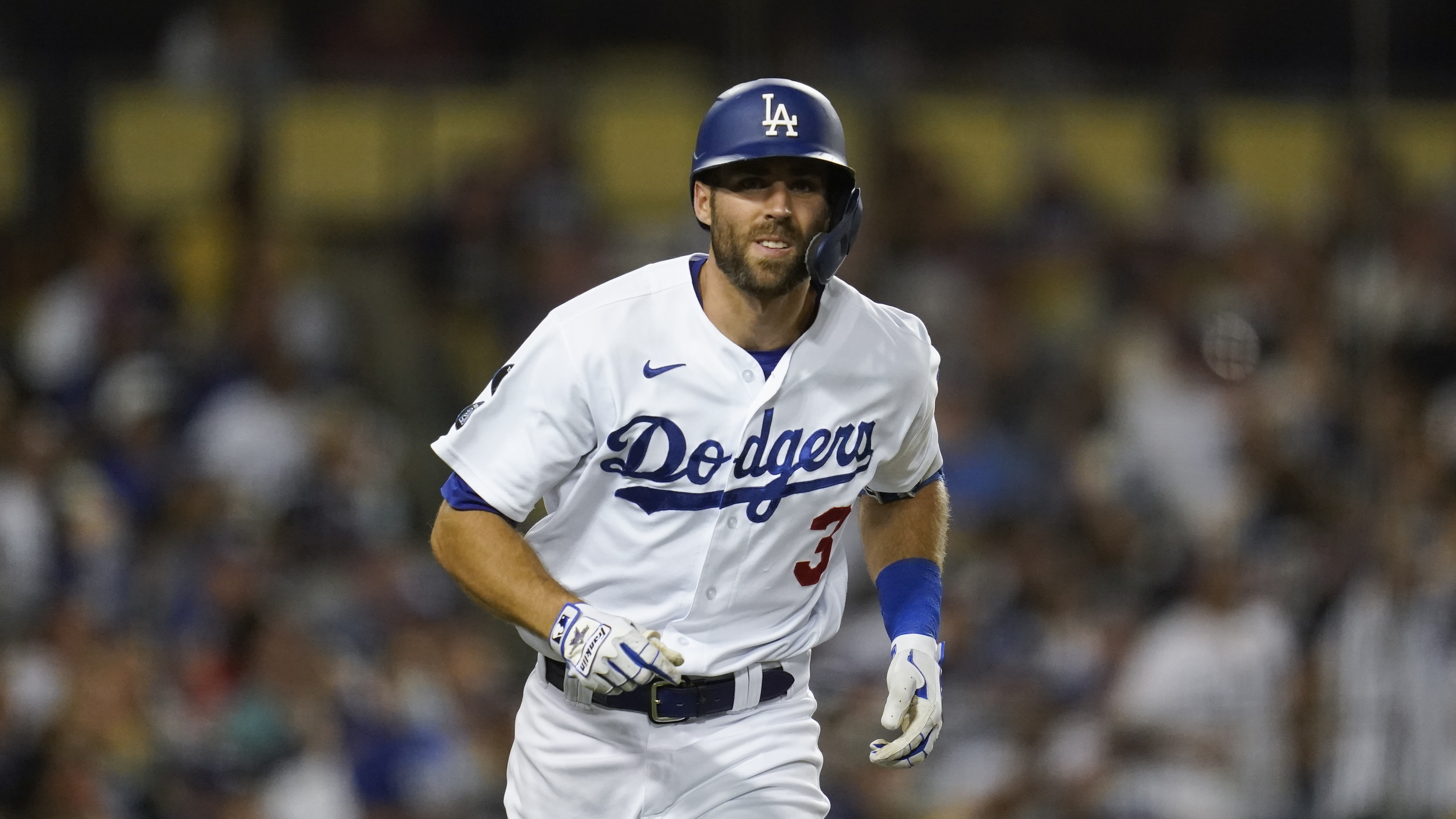 Chris Taylor's 2-Run Walk-Off HR Lifts Dodgers Past Cardinals in NL Wild Card Game thumbnail
