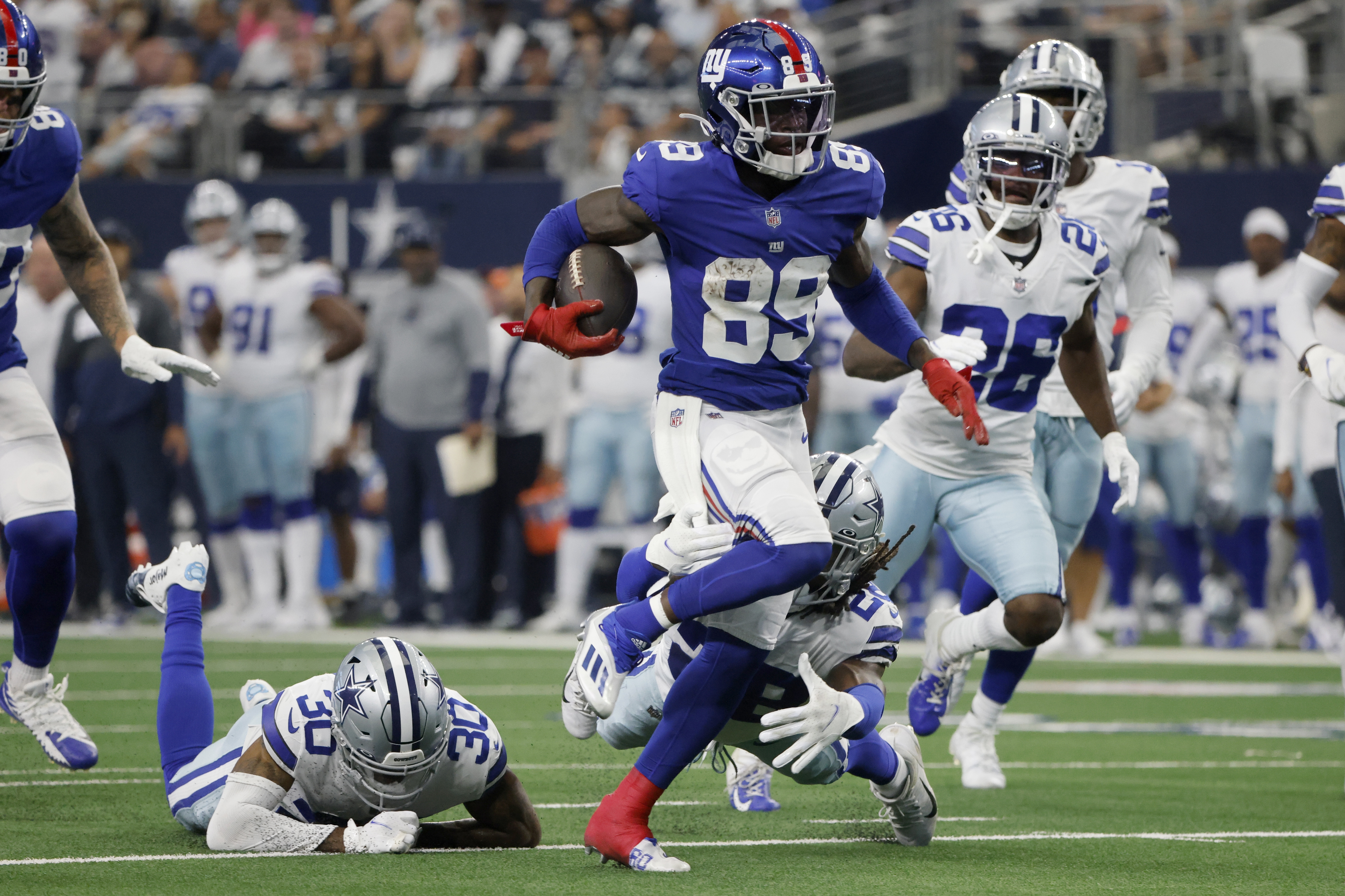 Look: Kadarius Toney throws punch vs. Cowboys, gets ejected