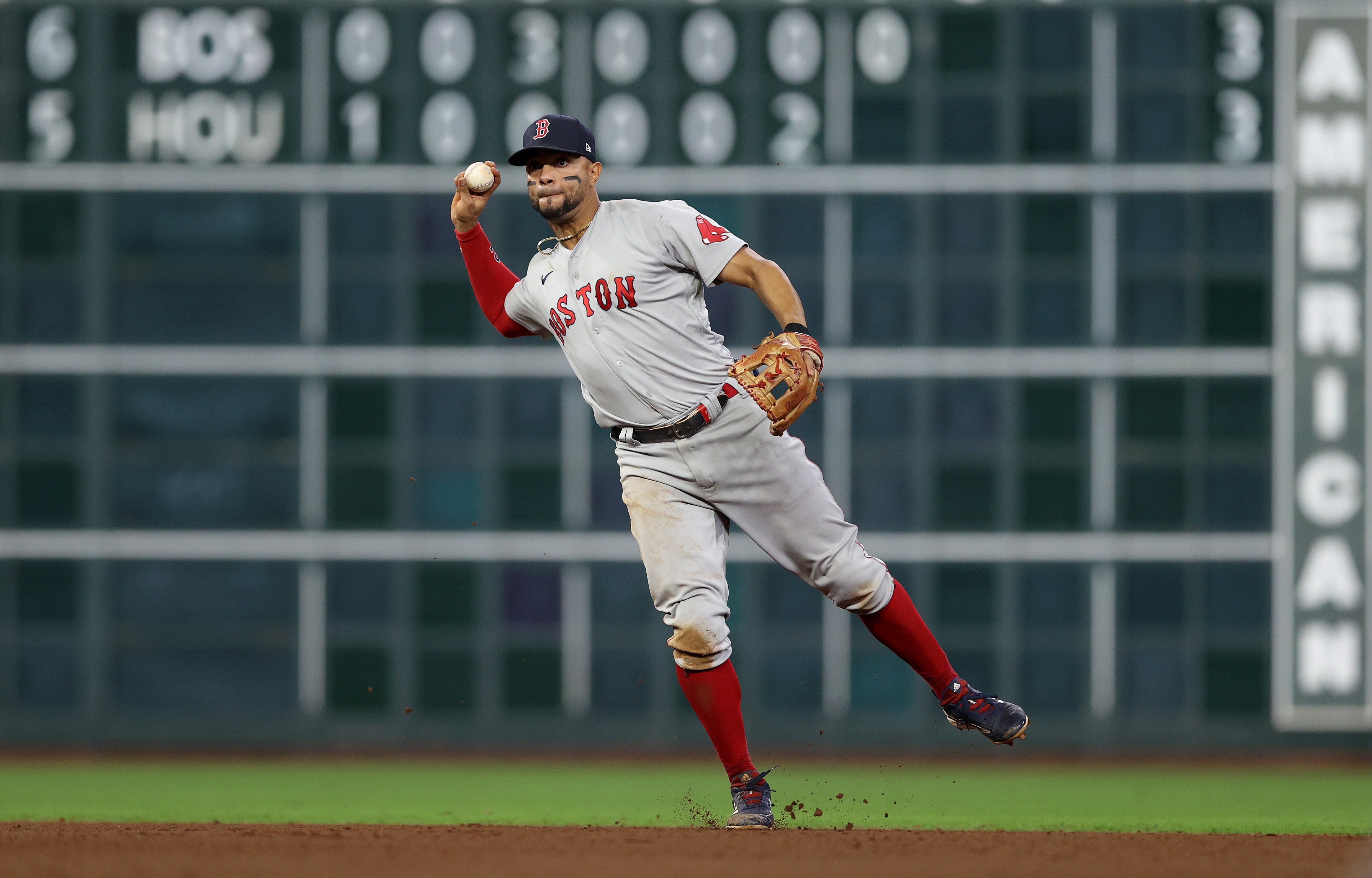 Xander Bogaerts takes responsibility for Red Sox' woes, 'fighting to get  back' after wrist injury