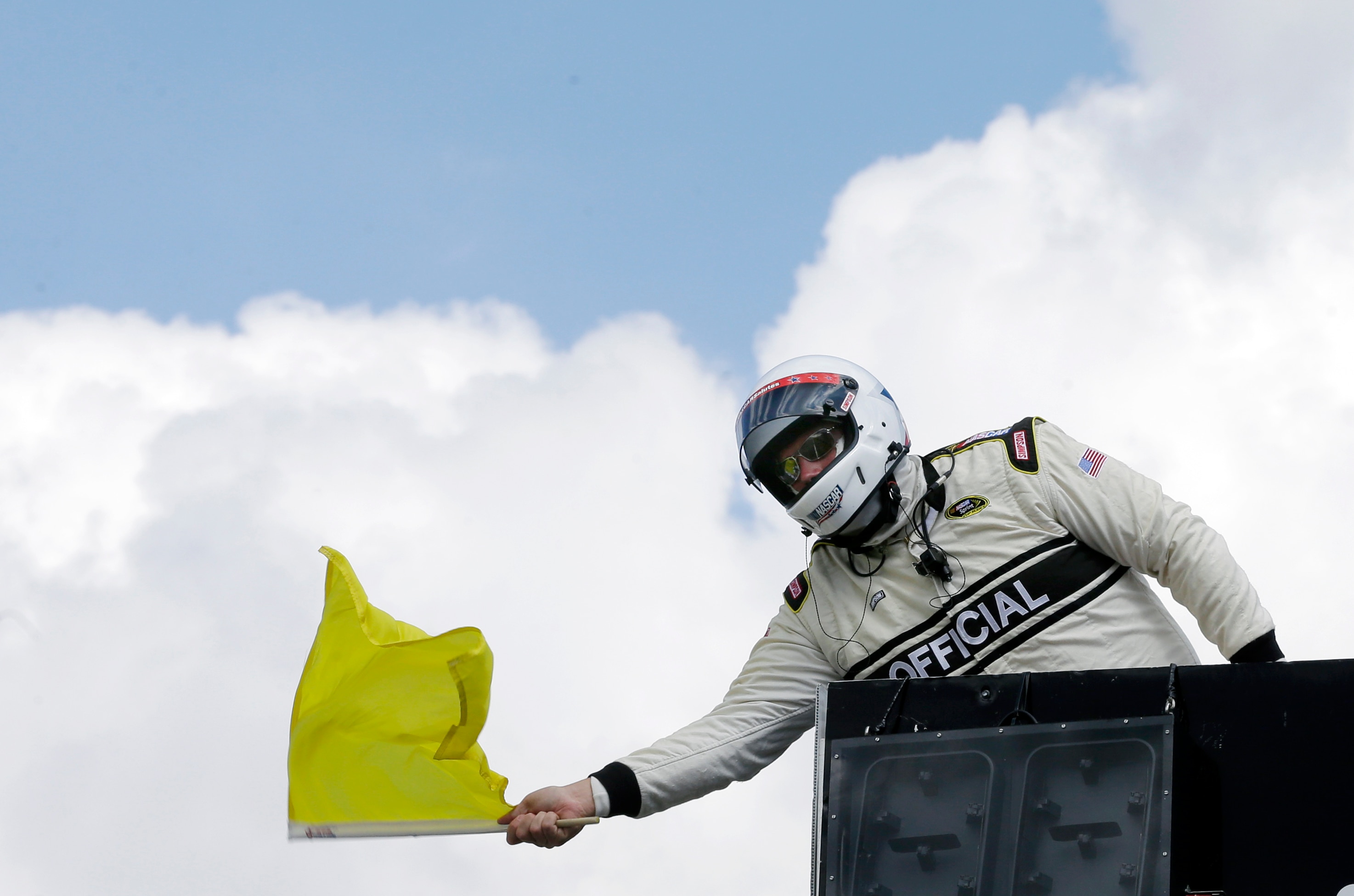 Several Injured After Race Car Crashes into Safety Fence at Waterford Speedbowl - Vimarsana News