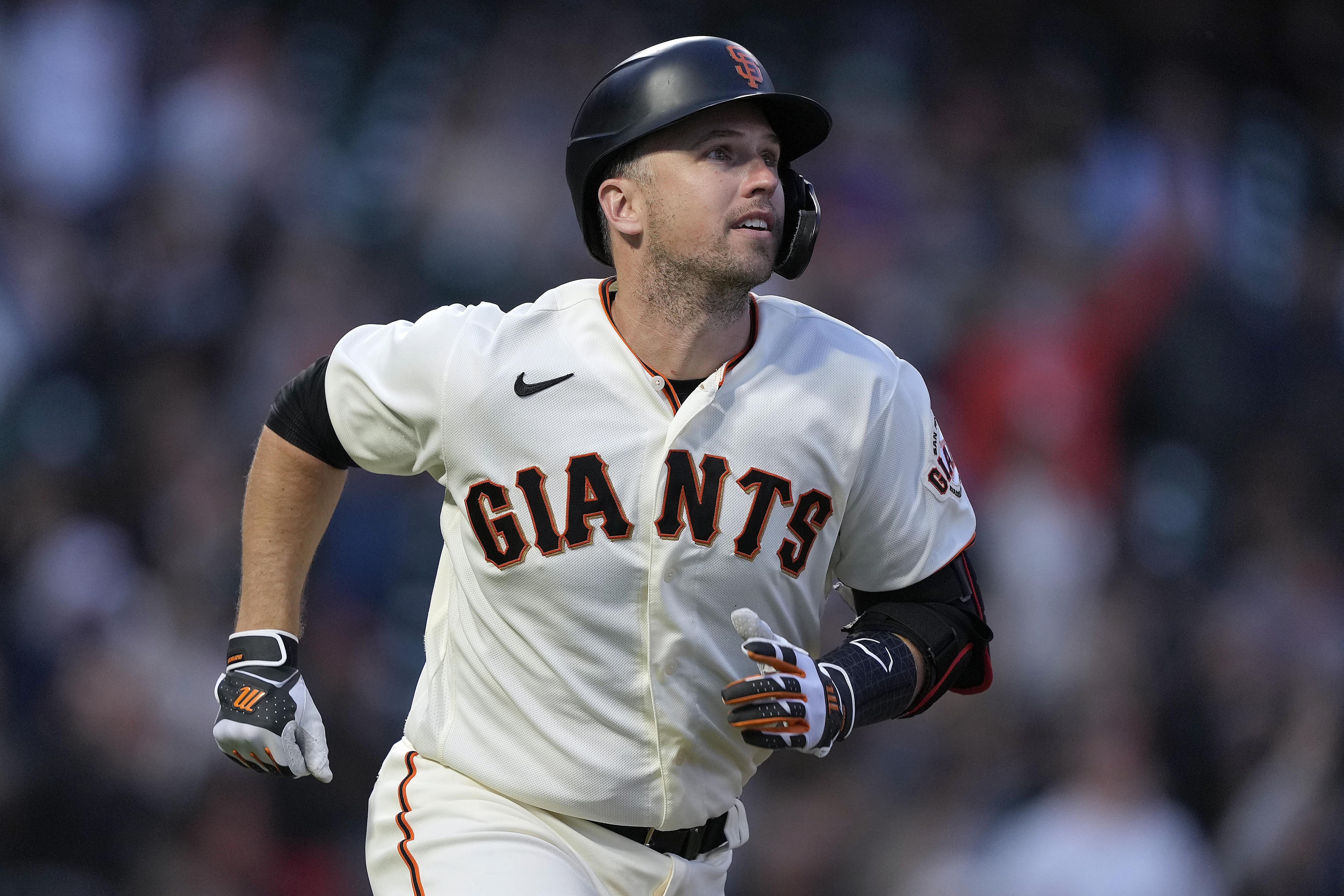 Buster Posey Returning for 2022 Season a 'High Priority' for