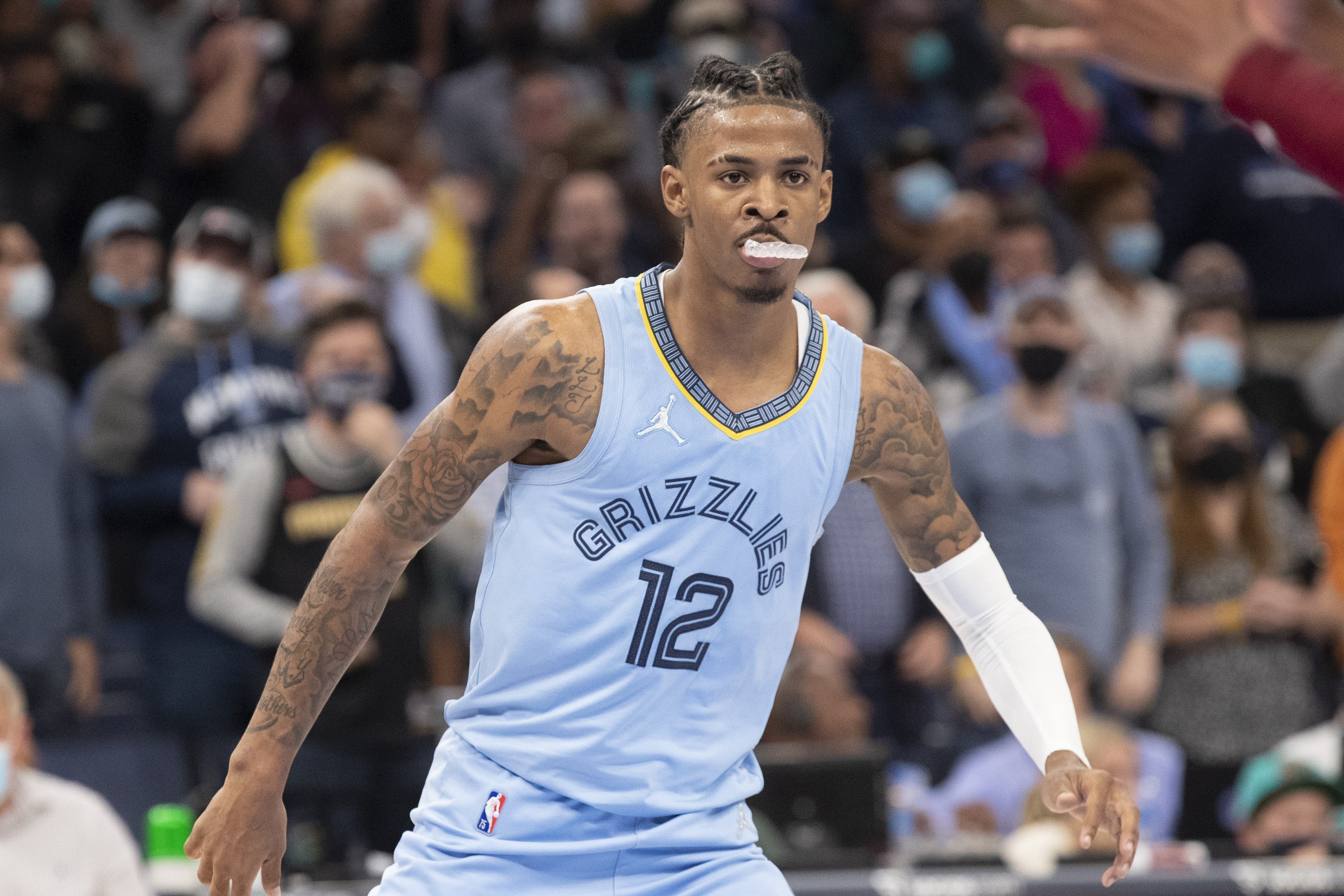 Ja Morant still full of surprises in Grizzlies' season-opening win