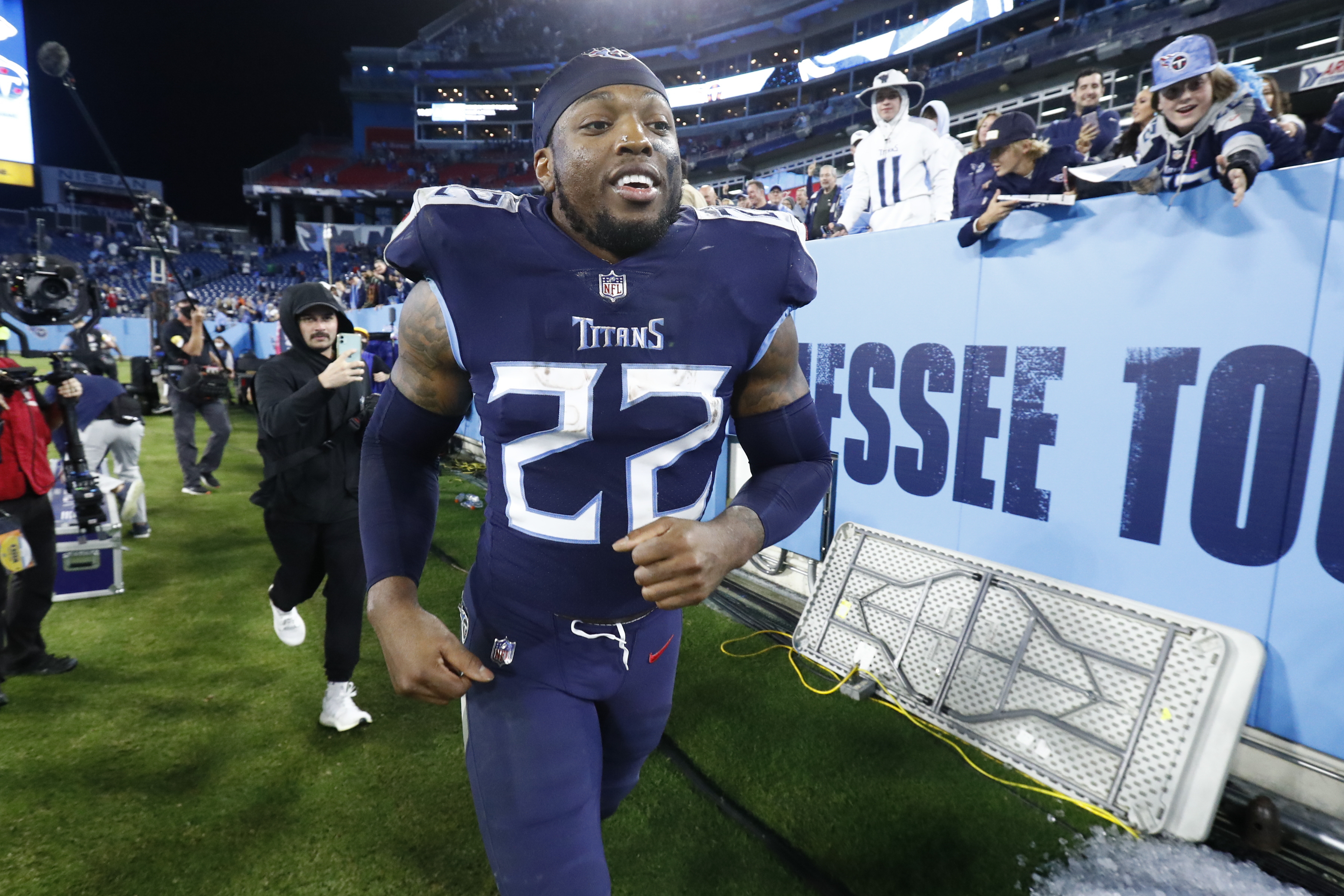 Derrick Henry Reportedly Working to Return From Foot Injury for Titans'  Stretch Run, News, Scores, Highlights, Stats, and Rumors