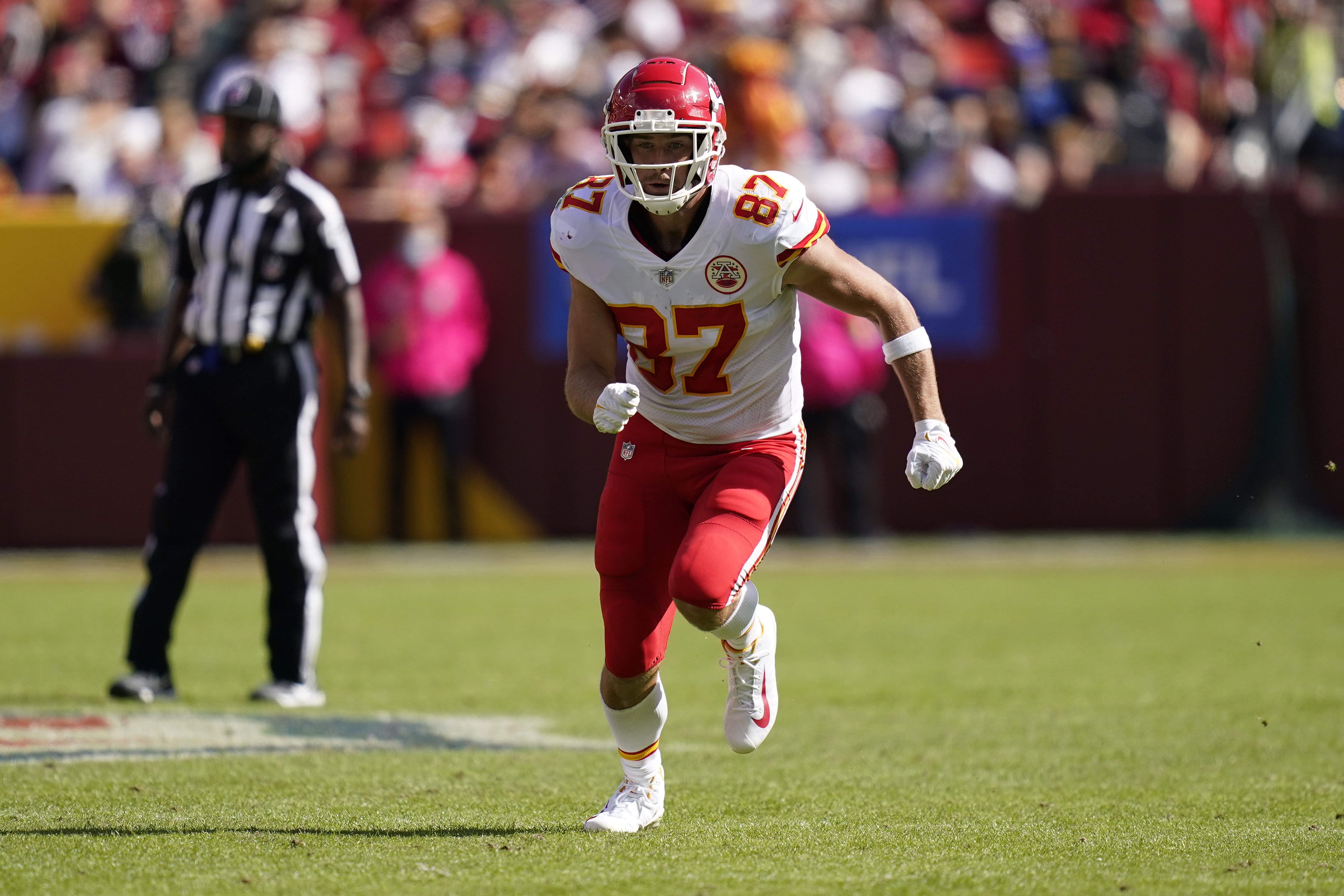 KC Chiefs' Travis Kelce ruled out vs. Steelers: NFL news