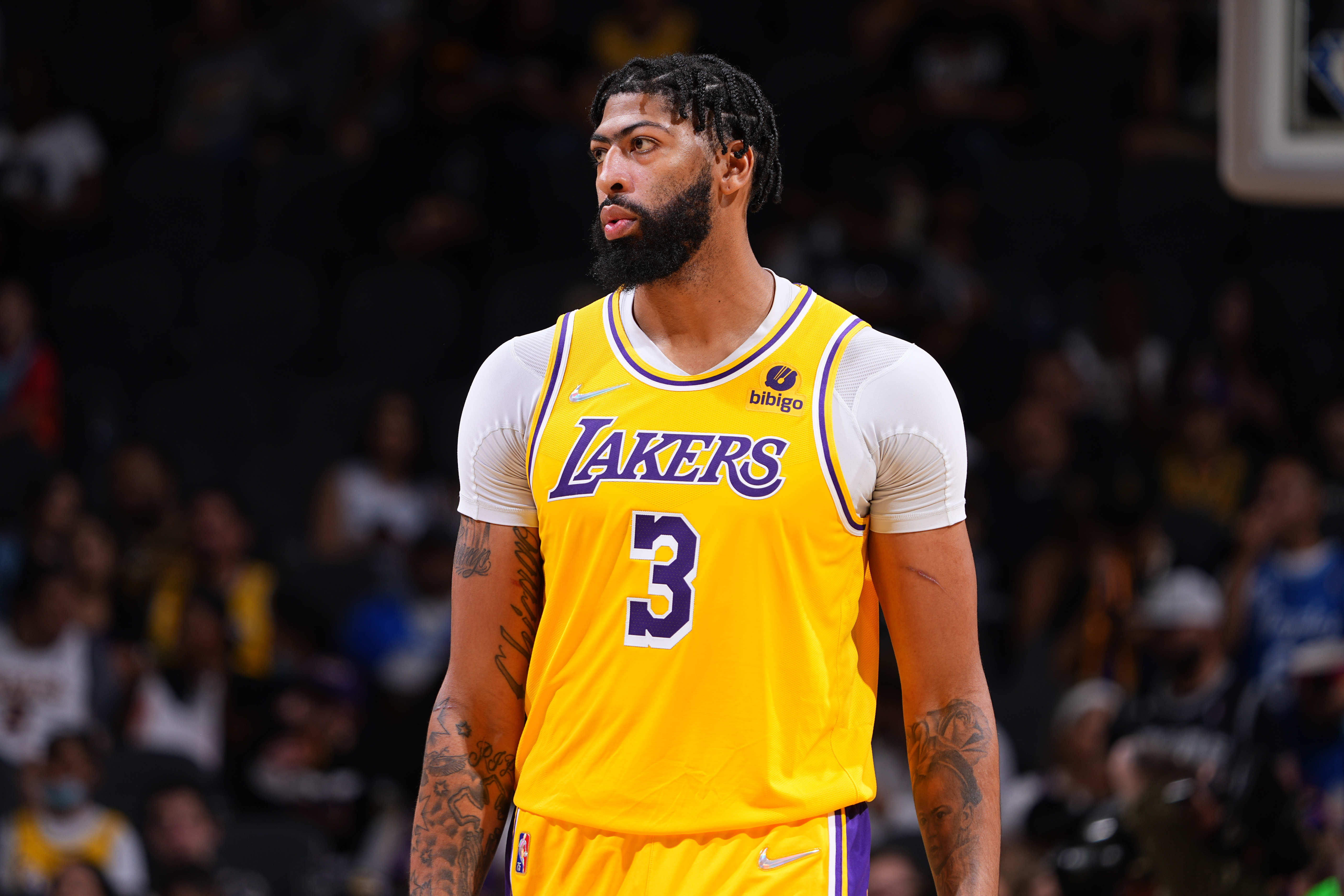 Lakers' Anthony Davis Says Knee Injury Suffered vs. Spurs Was 'A
