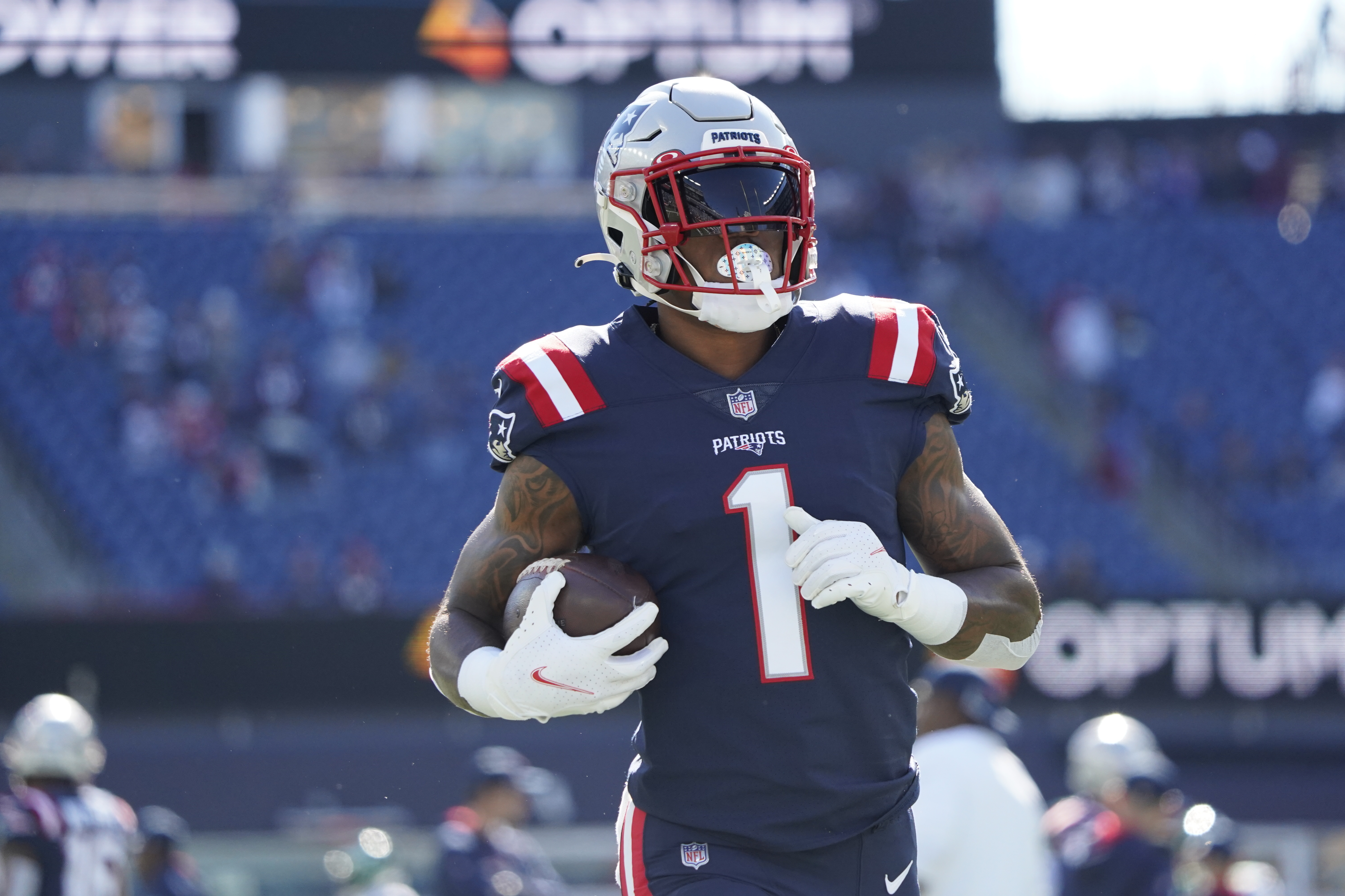 Patriots trade WR N'Keal Harry to Bears for 7th-round pick