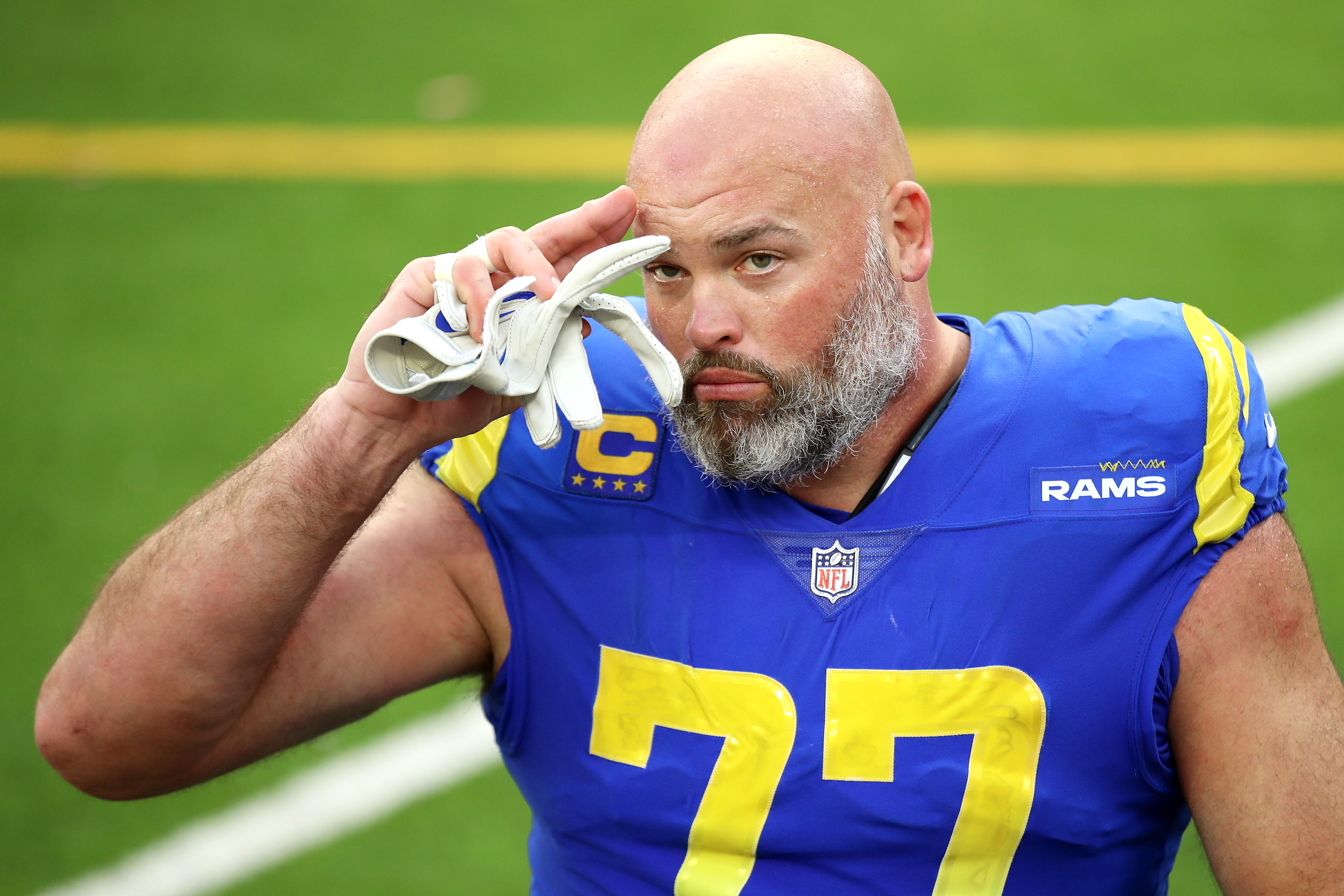 Andrew Whitworth shares photo of Rams' Super Bowl LIII jersey