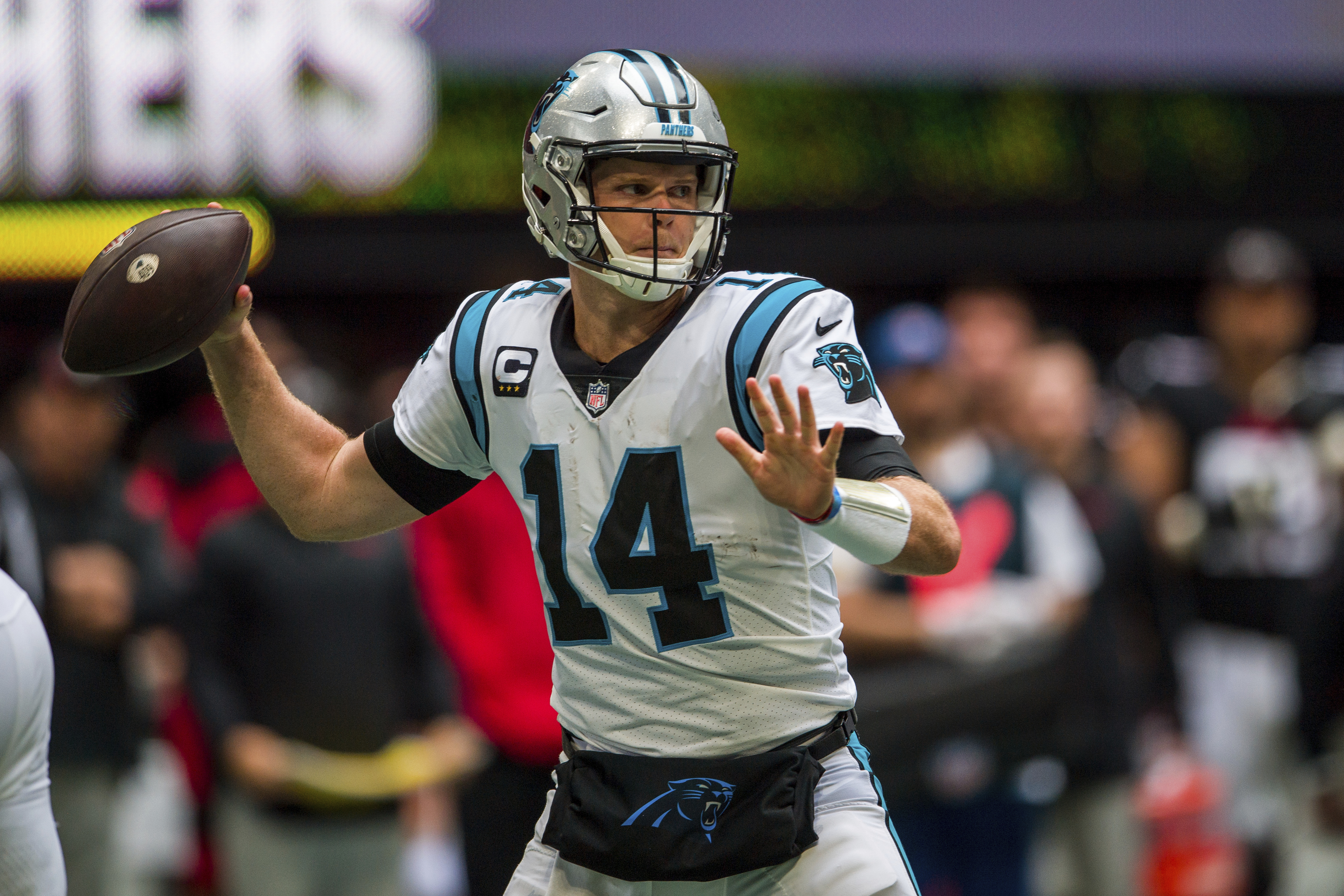 Report: Panthers still not looking to trade QB Sam Darnold