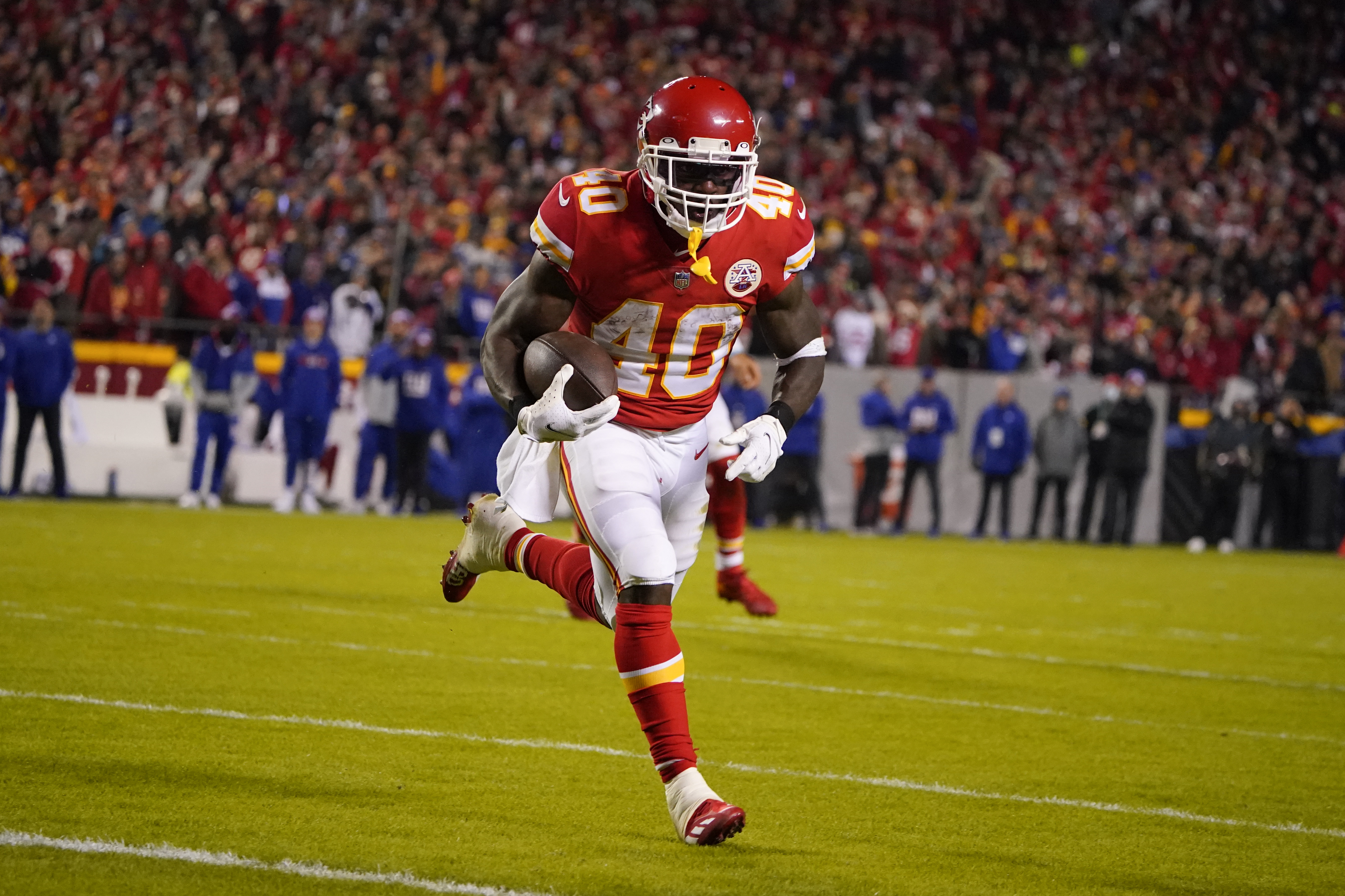 Chiefs' Patrick Mahomes gave Derrick Gore his first touchdown ball