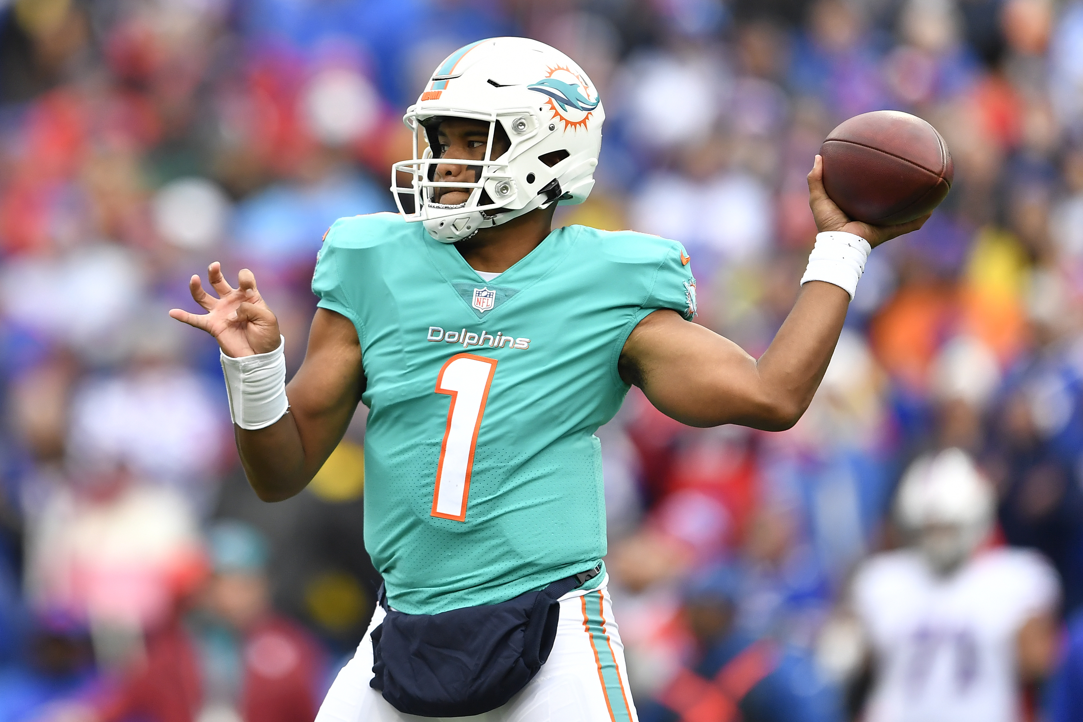 Tua Tagovailoa gives update on perceived concussion suffered vs. Bills,  says he's 'worried' about his back - Dolphin Nation