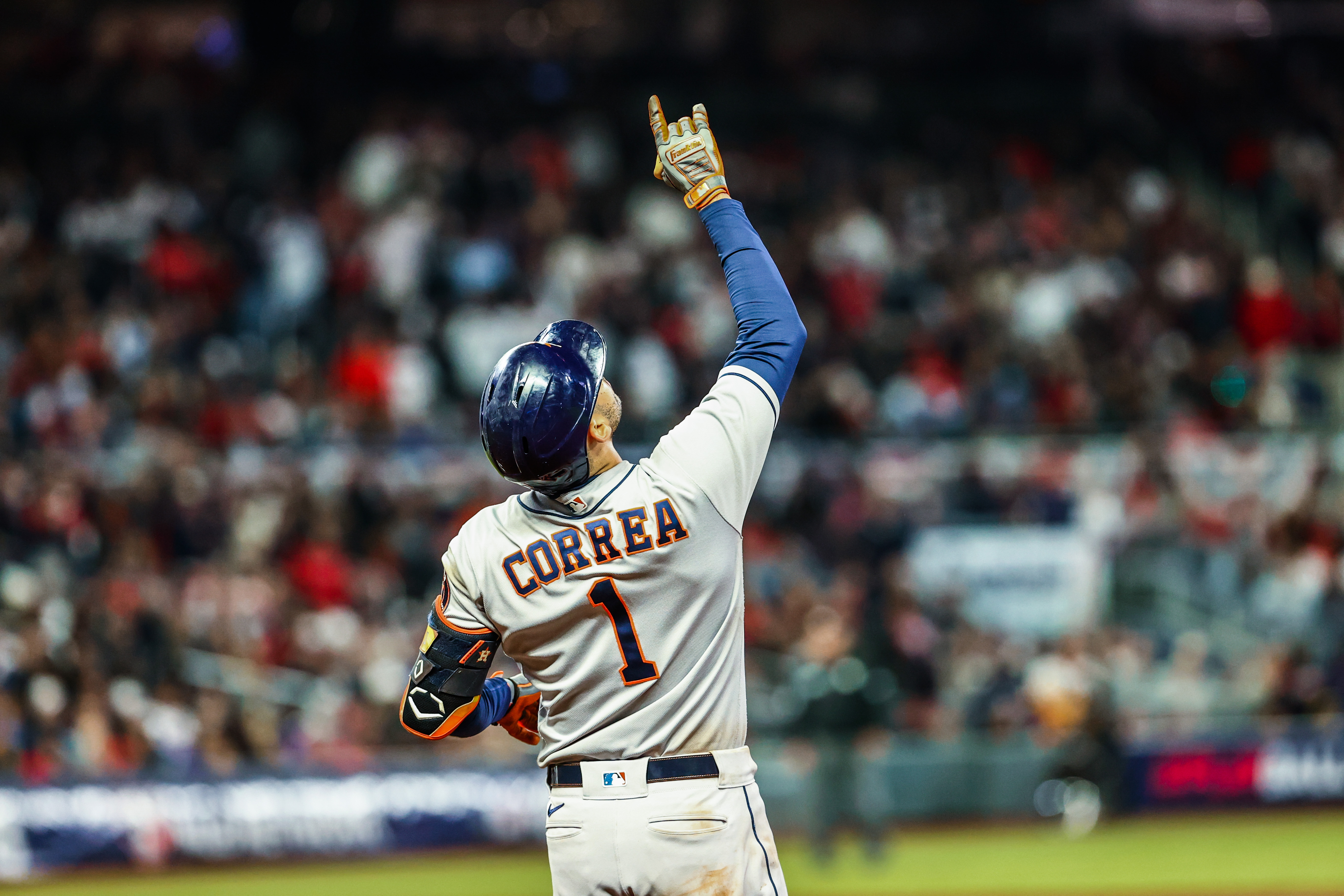 MLB Rumors: Houston Astros offer Carlos Correa 5/$160M, per report - Lone  Star Ball