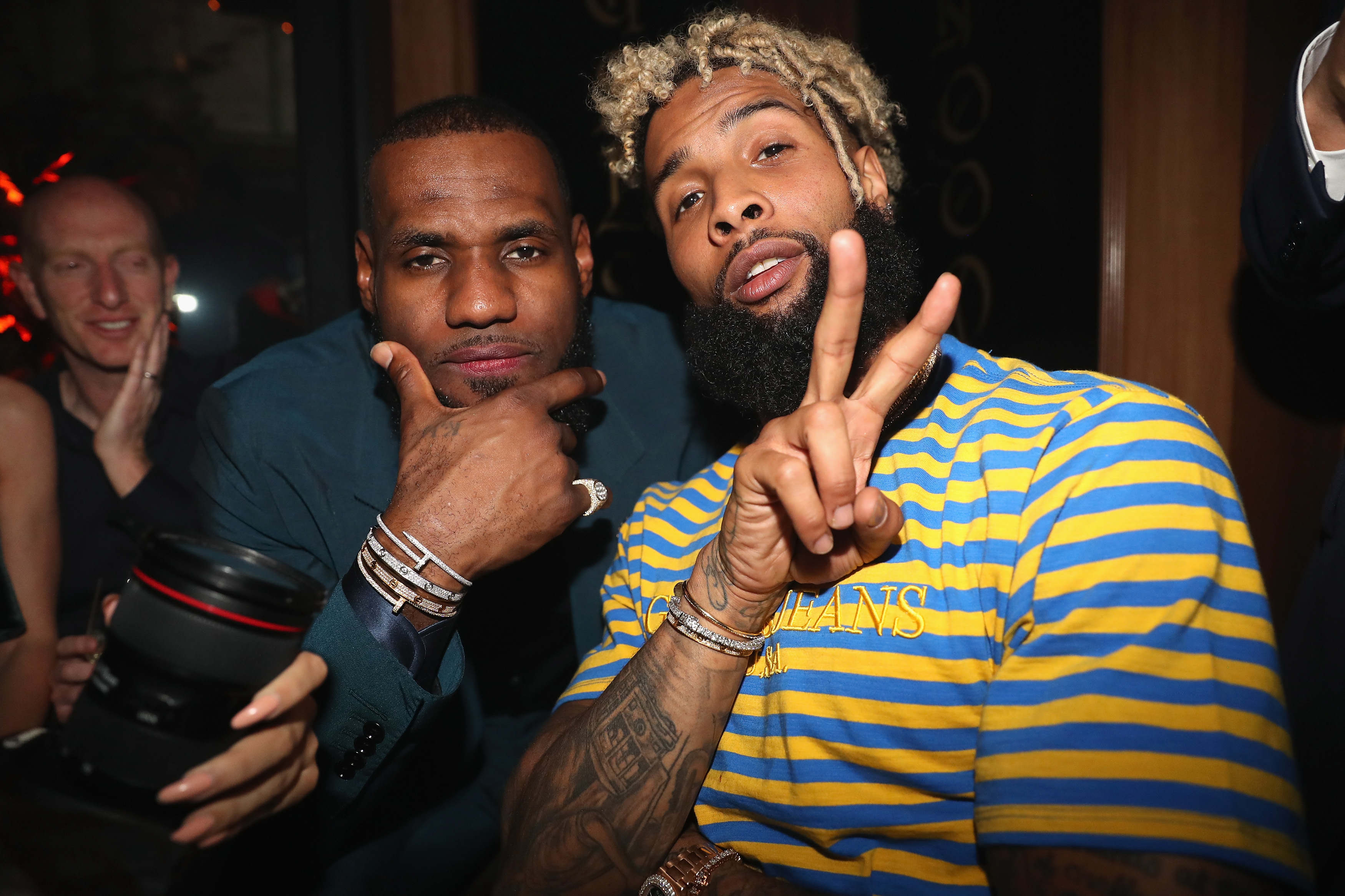 NFL rumors: Lakers' LeBron James begs Browns to trade Odell