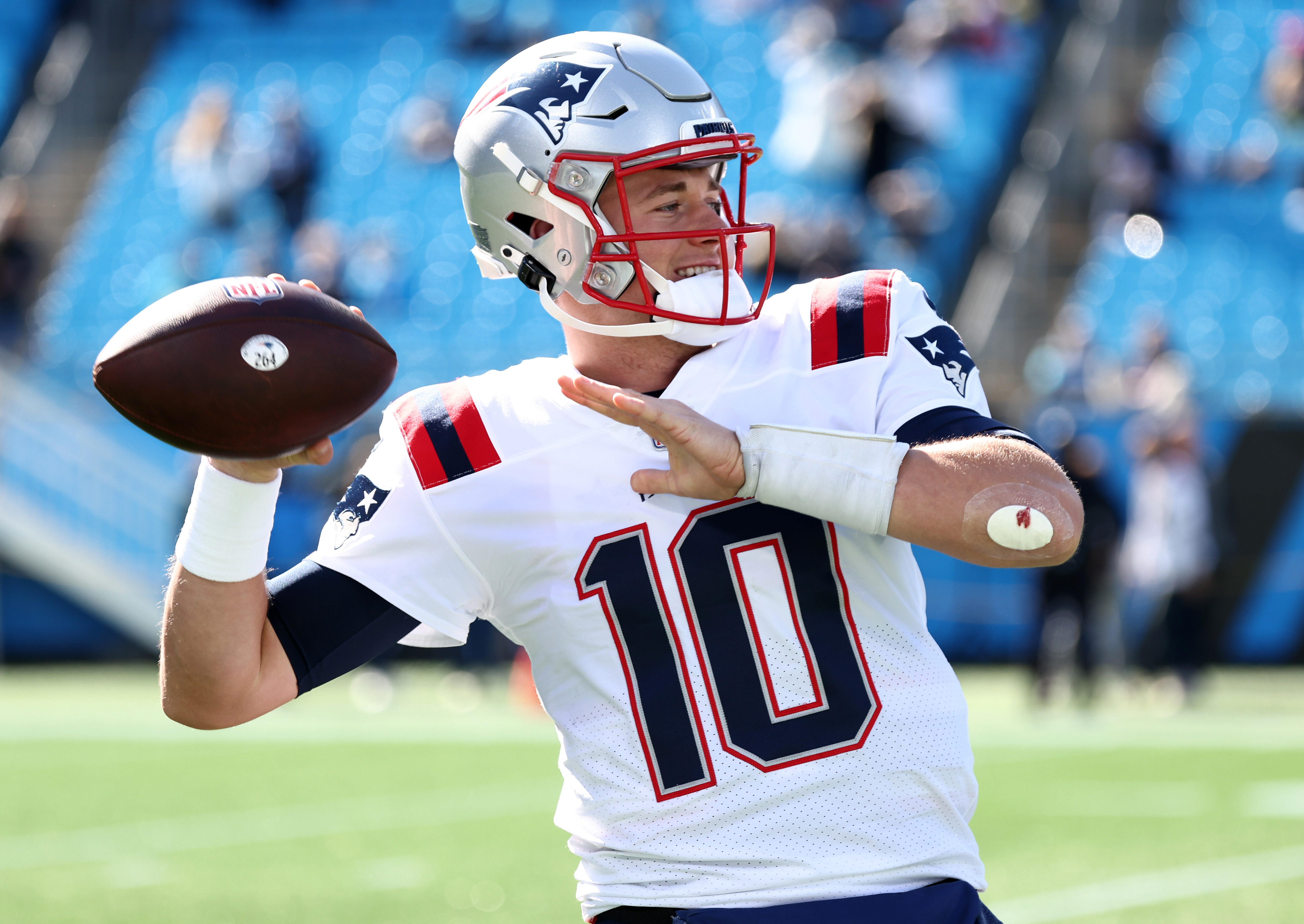 Patriots QB Mac Jones Files For Tom Brady-Esque MJ10 Trademark -  InsideHook