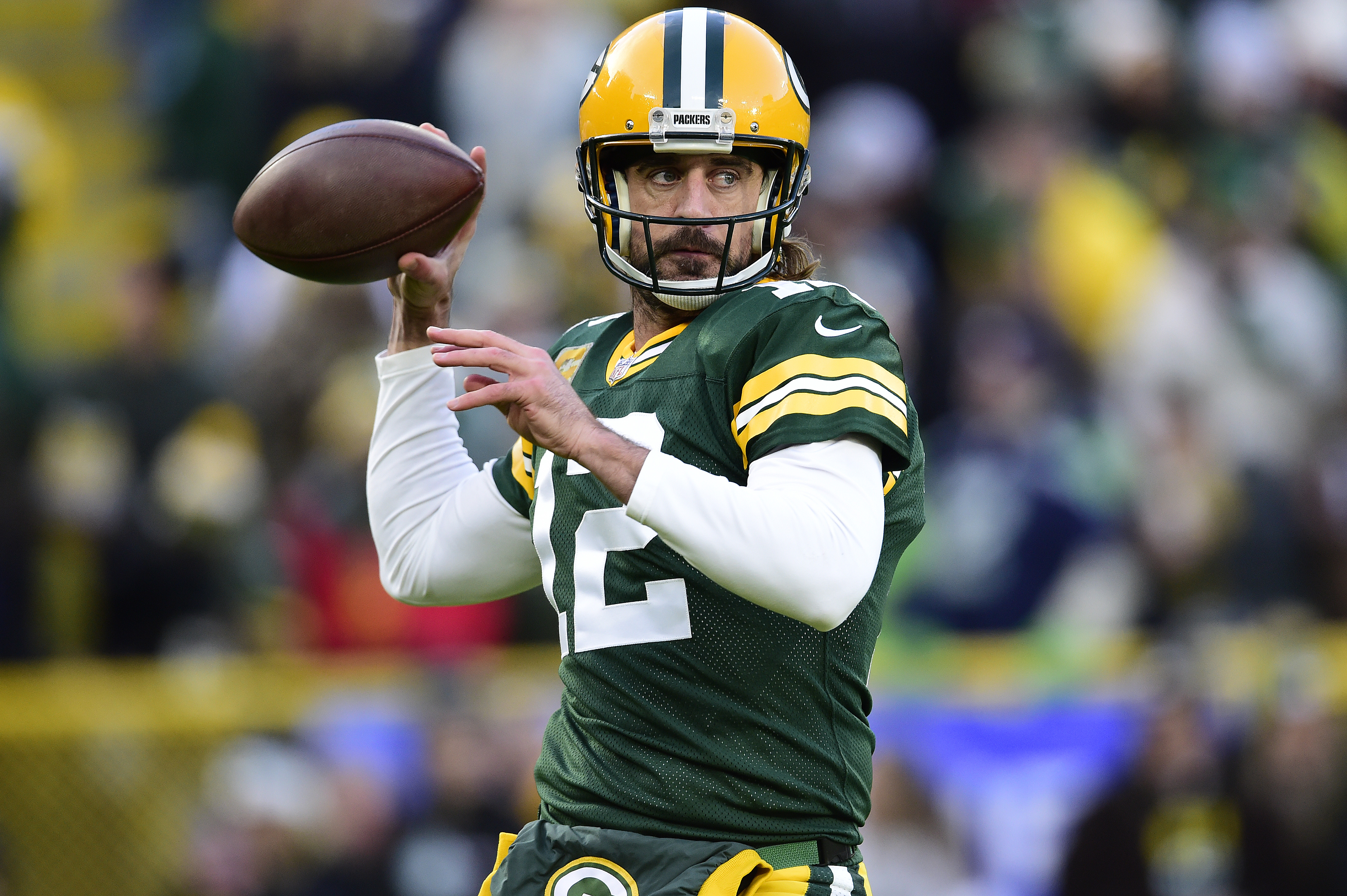 Giants willing to “explore” Aaron Rodgers, Russell Wilson trades