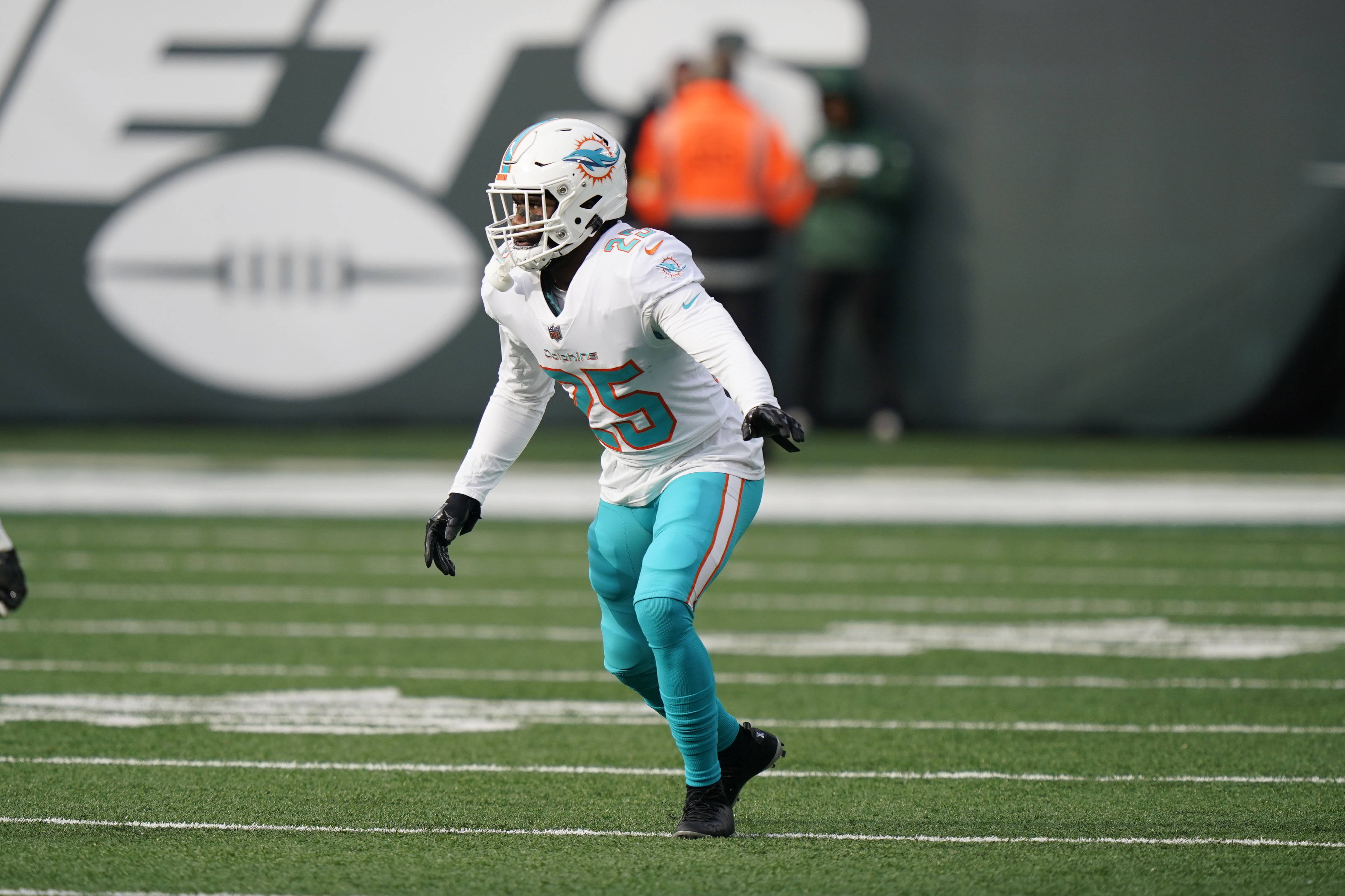 Dolphins Rumors: Xavien Howard Restructures Contract to Help Miami's Salary  Cap | News, Scores, Highlights, Stats, and Rumors | Bleacher Report