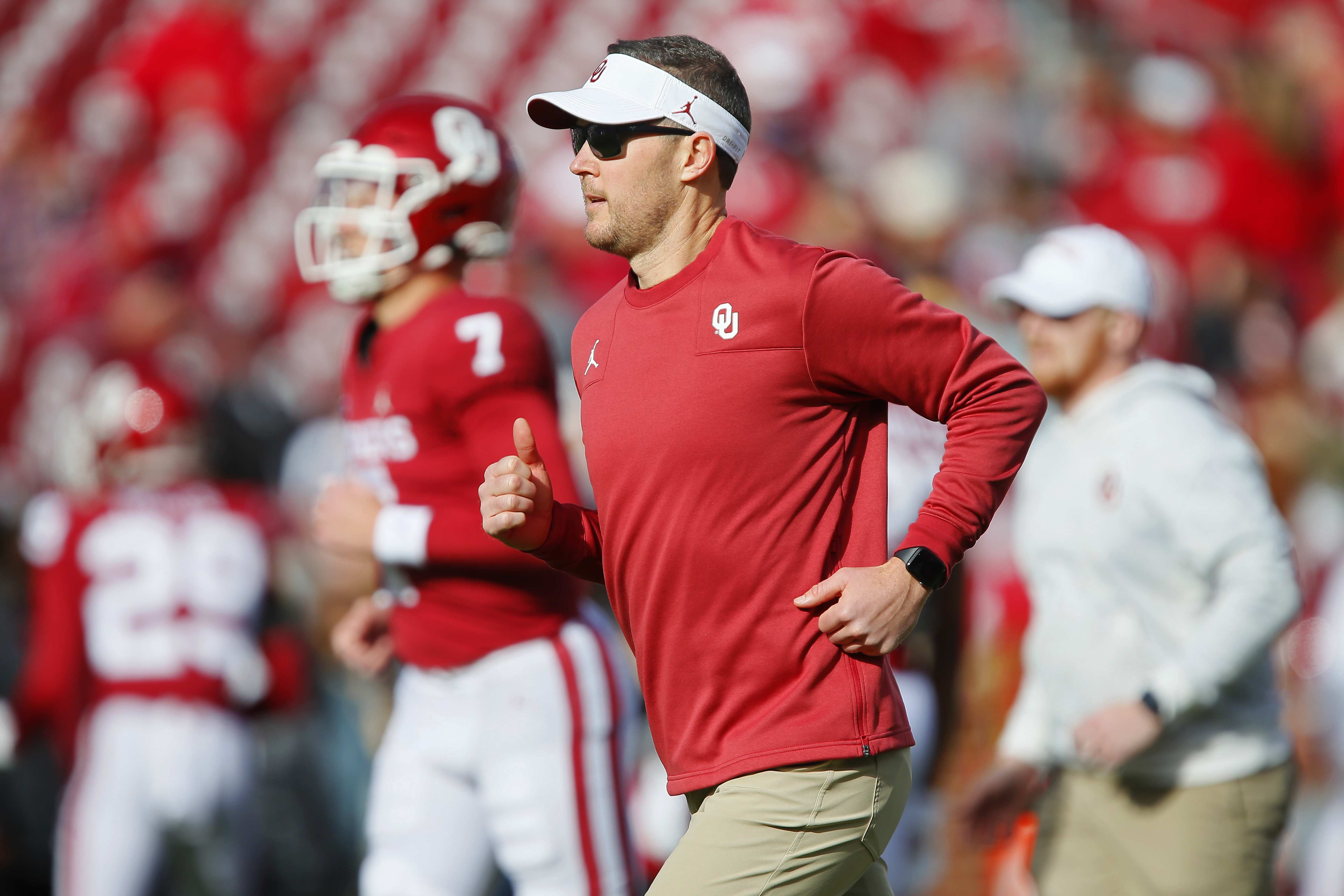 Report: Bob Stoops to Be Oklahoma Interim HC for Bowl Game After Lincoln Riley t..