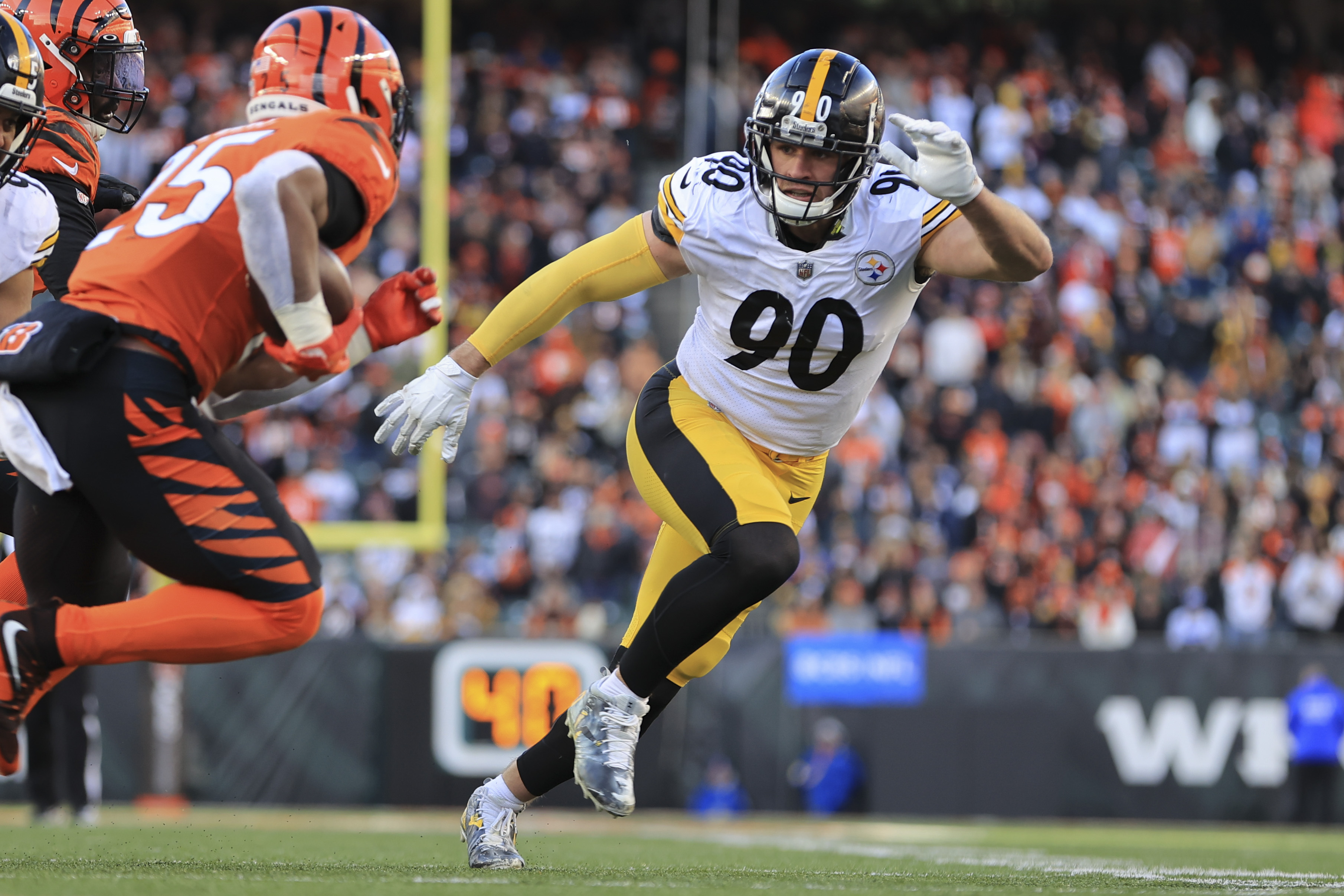 T.J. Watt Calls Steelers' Blowout Loss to Bengals 'Absolutely Embarrassing'