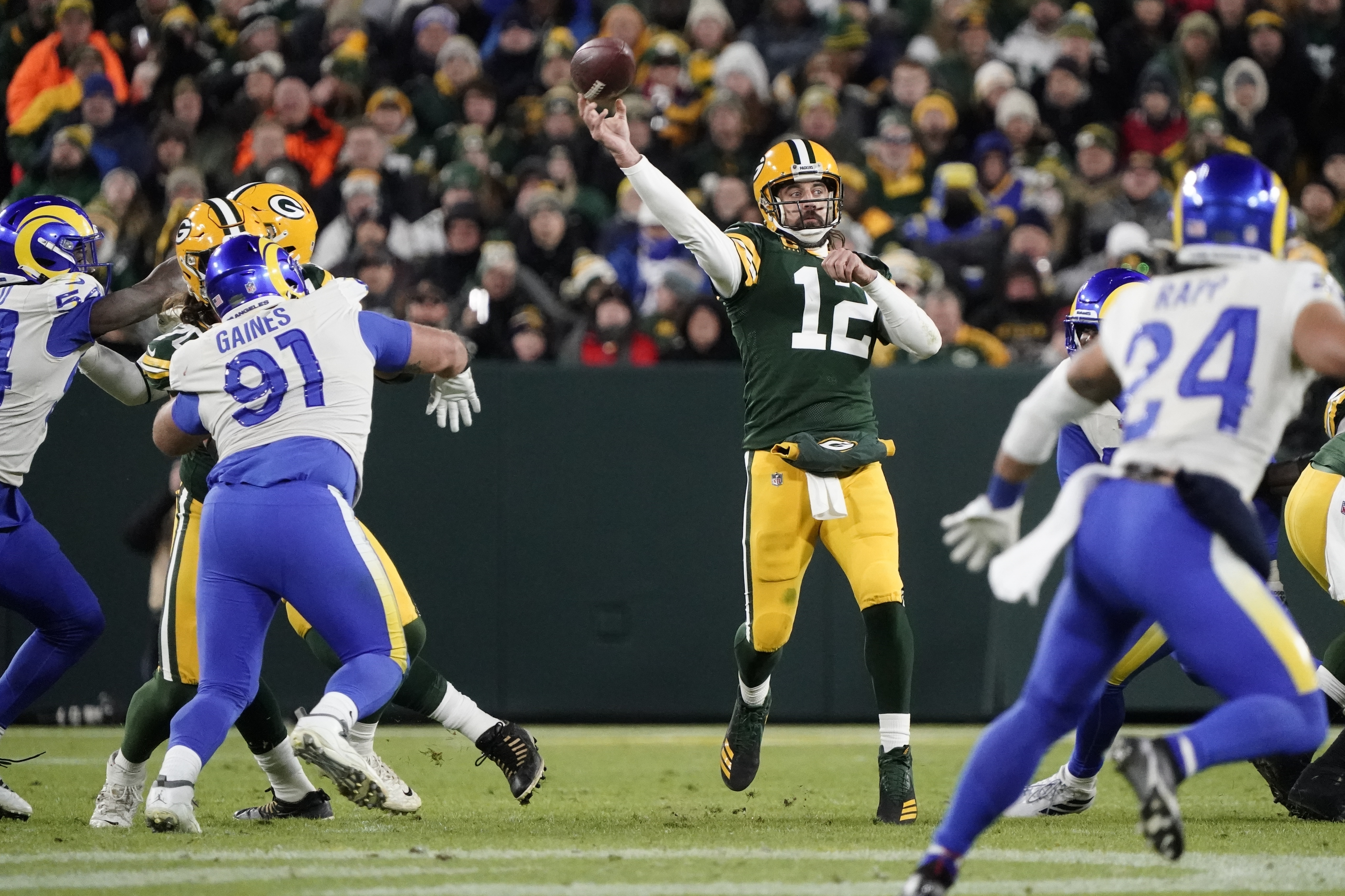 Aaron Rodgers wil not have toe surgery on Packers' bye week