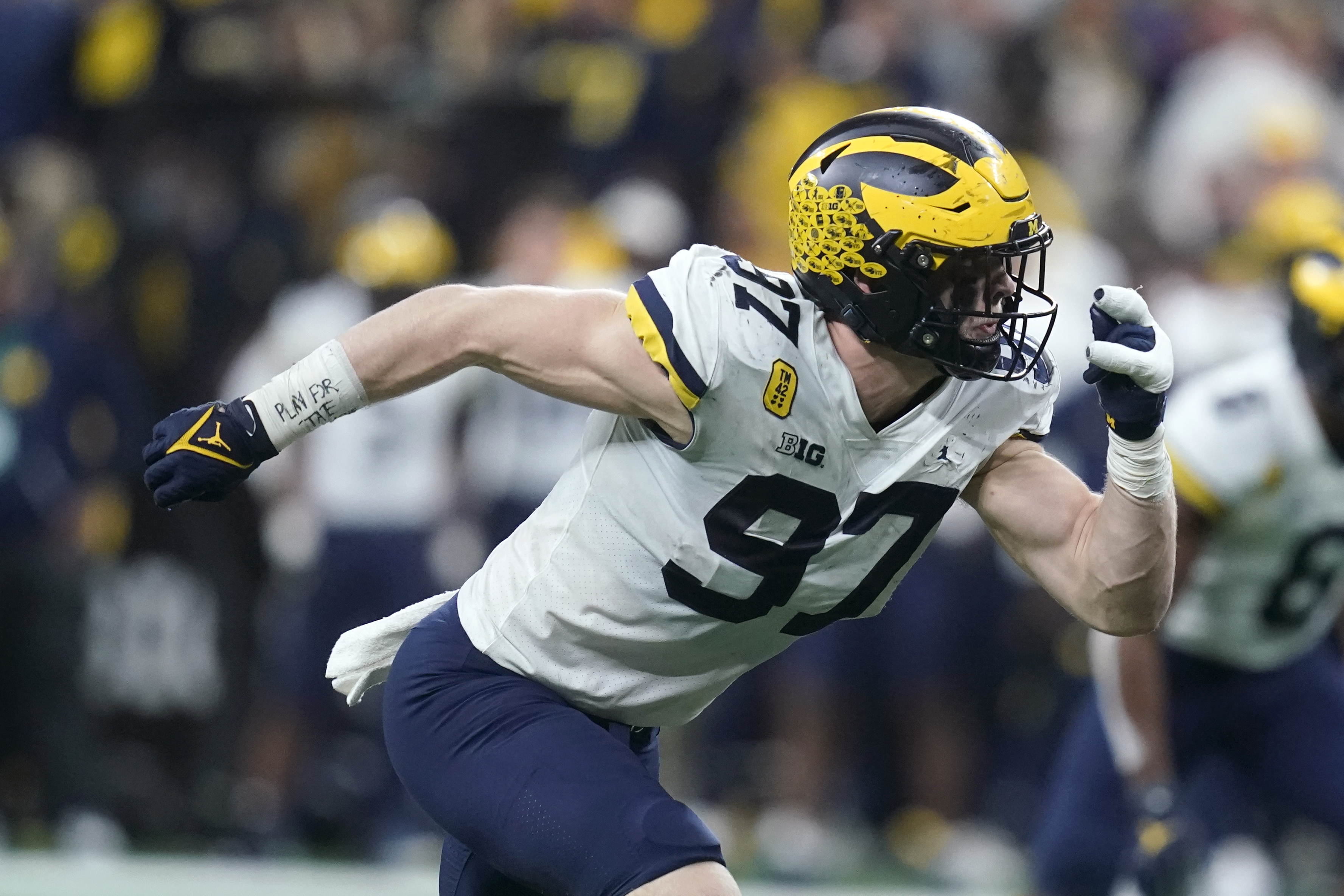 Texans pass on Aidan Hutchinson, draft Kayvon Thibodeaux in