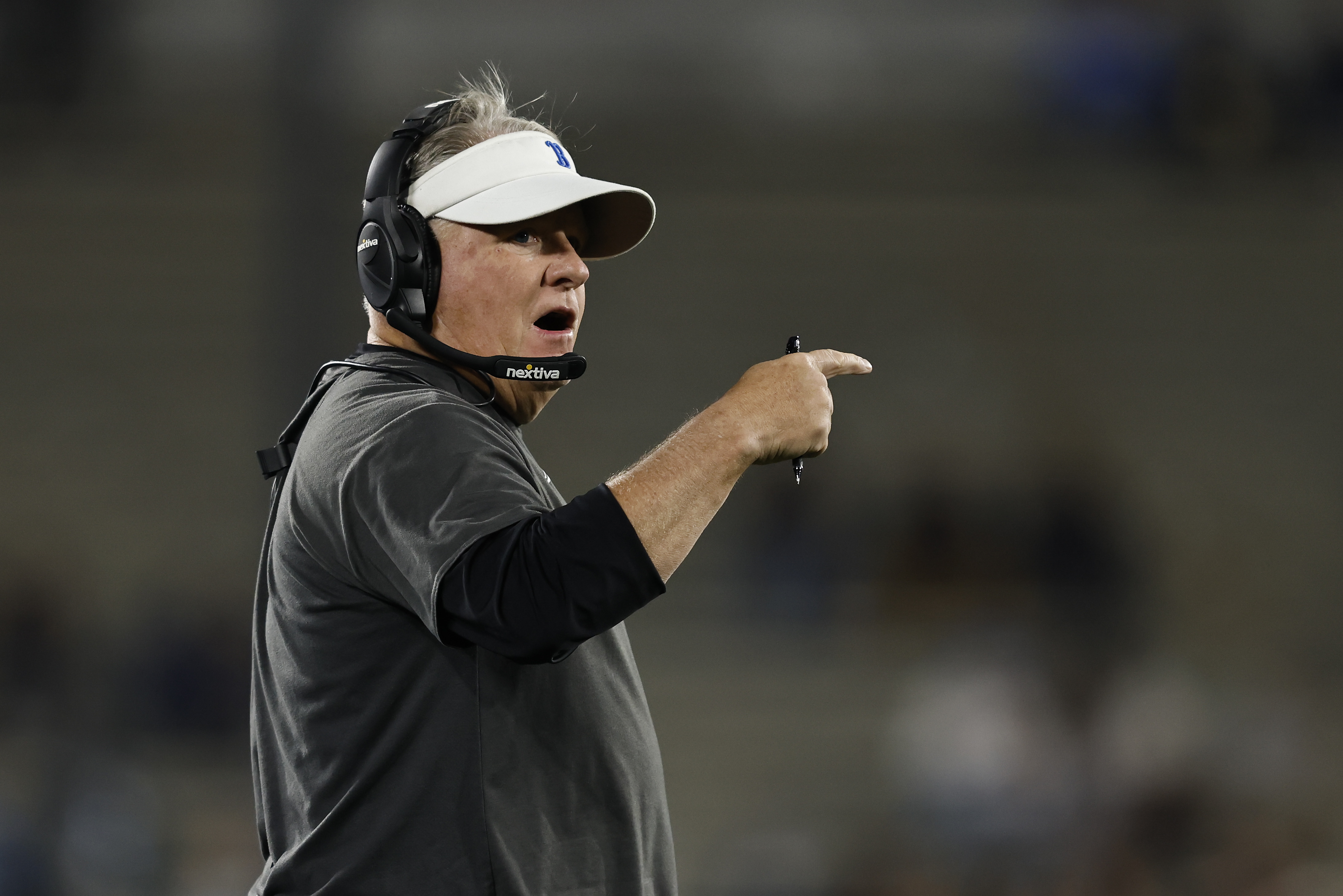 Chip Kelly Rumors: Oregon Requests Interview with UCLA HC After Mario Cristobal Exit