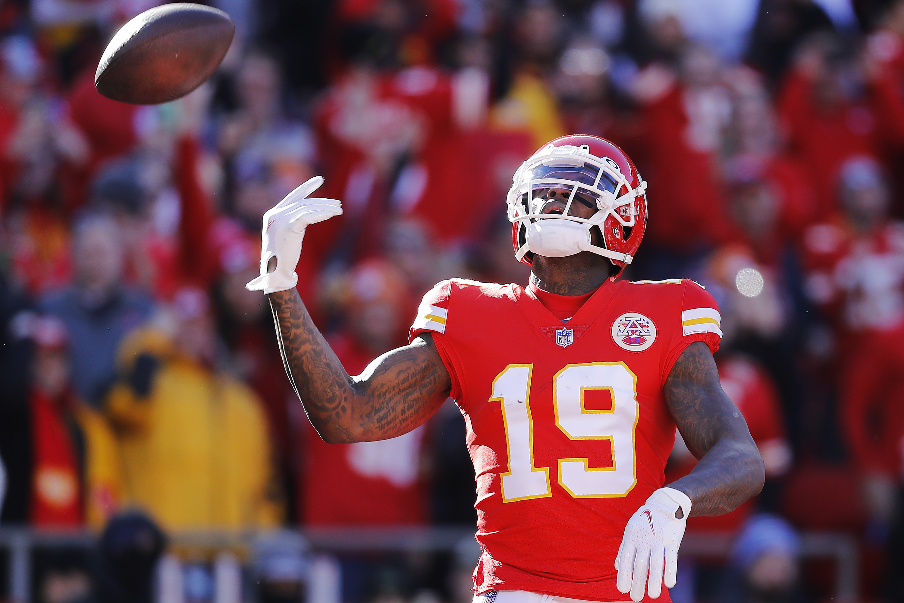 Chiefs gambling that Josh Gordon can stay out of trouble