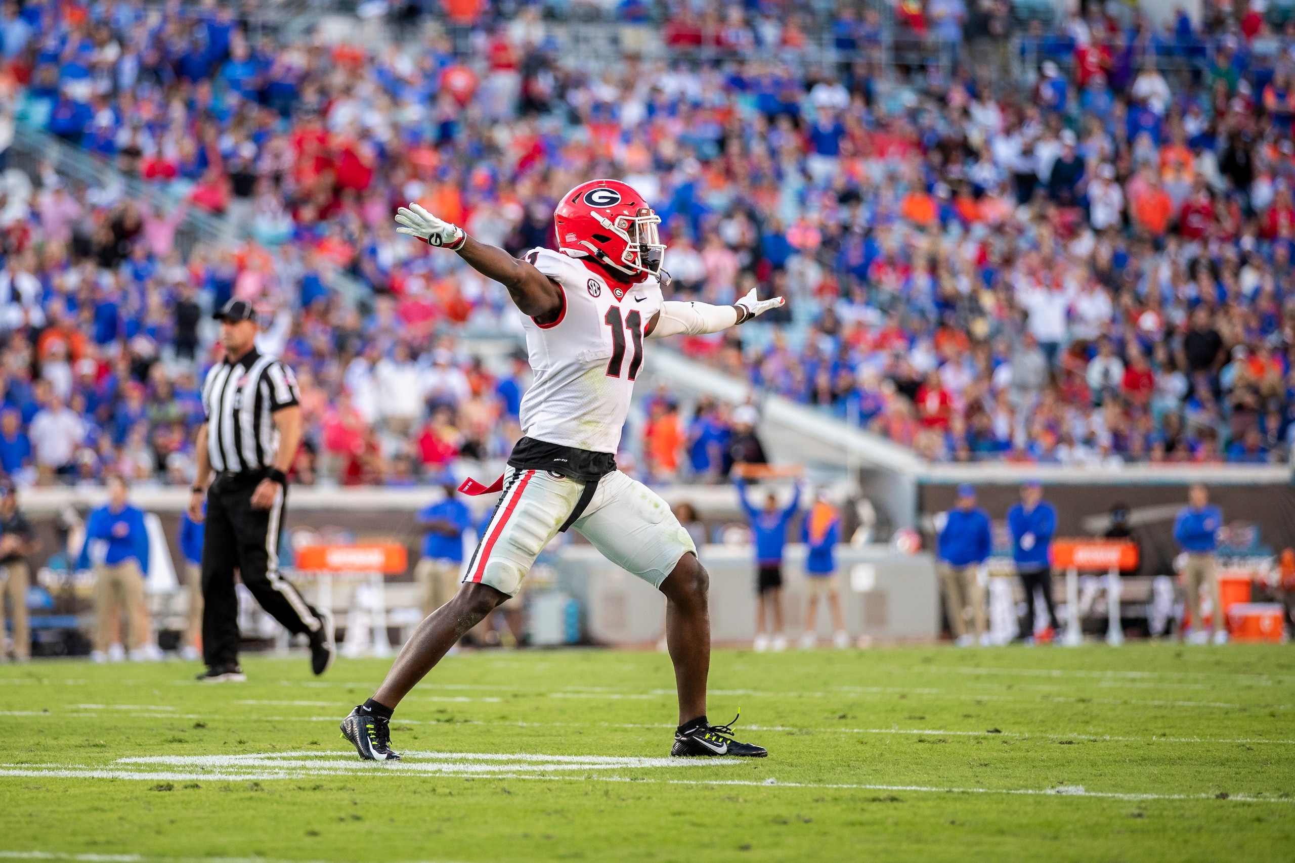 JACKSONVILLE, FLORIDA - OCTOBER 30: Derion Kendrick #11 of the Georgia Bulldogs reacts during the second half of a game against the Florida Gators at TIAA Bank Field on October 30, 2021 in Jacksonville, Florida. (Photo by James Gilbert/Getty Images) JACKSONVILLE, FLORIDA - OCTOBER 30: Derion Kendrick #11 of the Georgia Bulldogs reacts during the second half of a game against the Florida Gators at TIAA Bank Field on October 30, 2021 in Jacksonville, Florida. (Photo by James Gilbert/Getty Images)