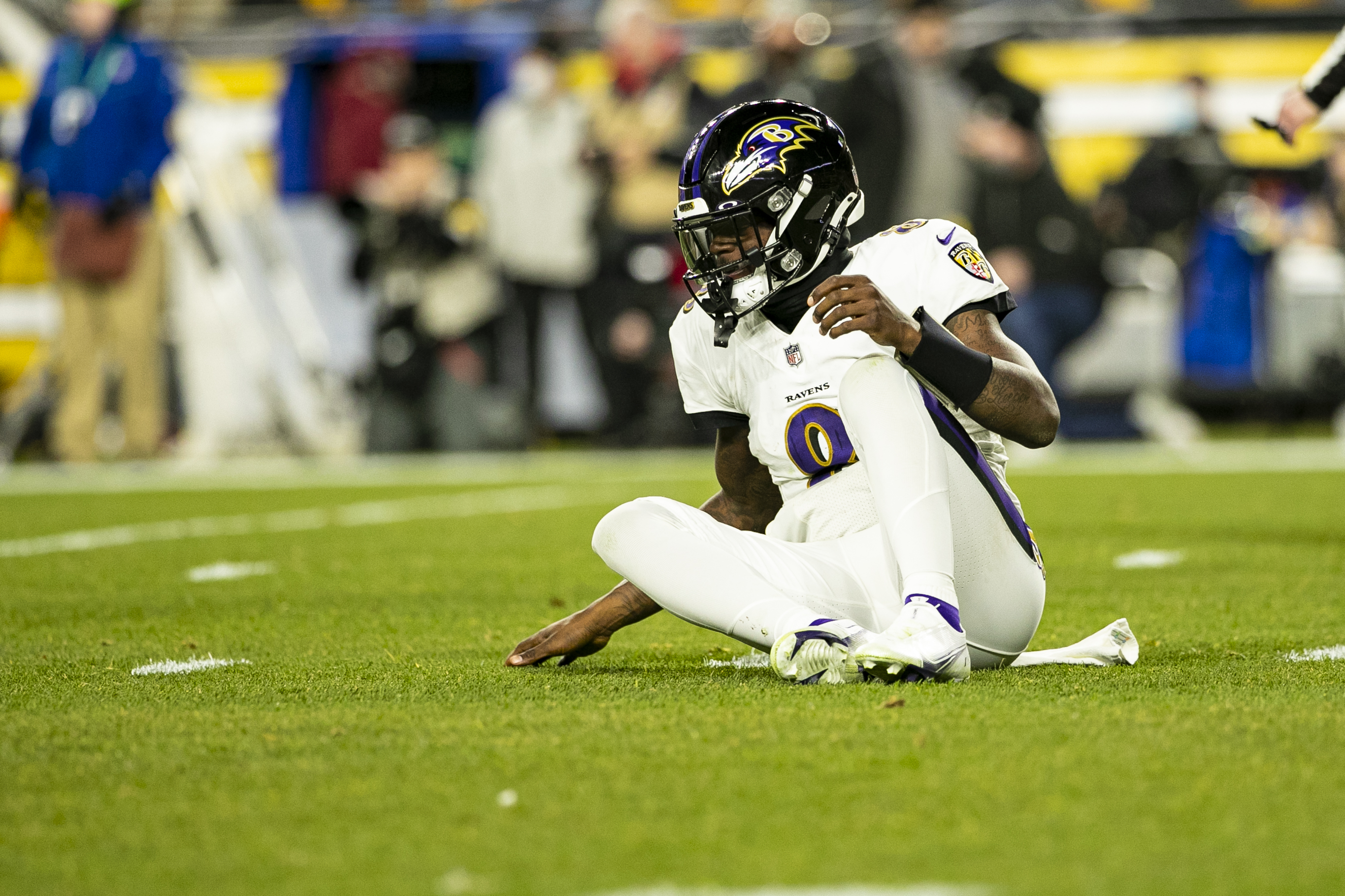 ESPN: 'Door Open' for Lamar Jackson vs. Bengals as Ravens Preparing Huntley to Start